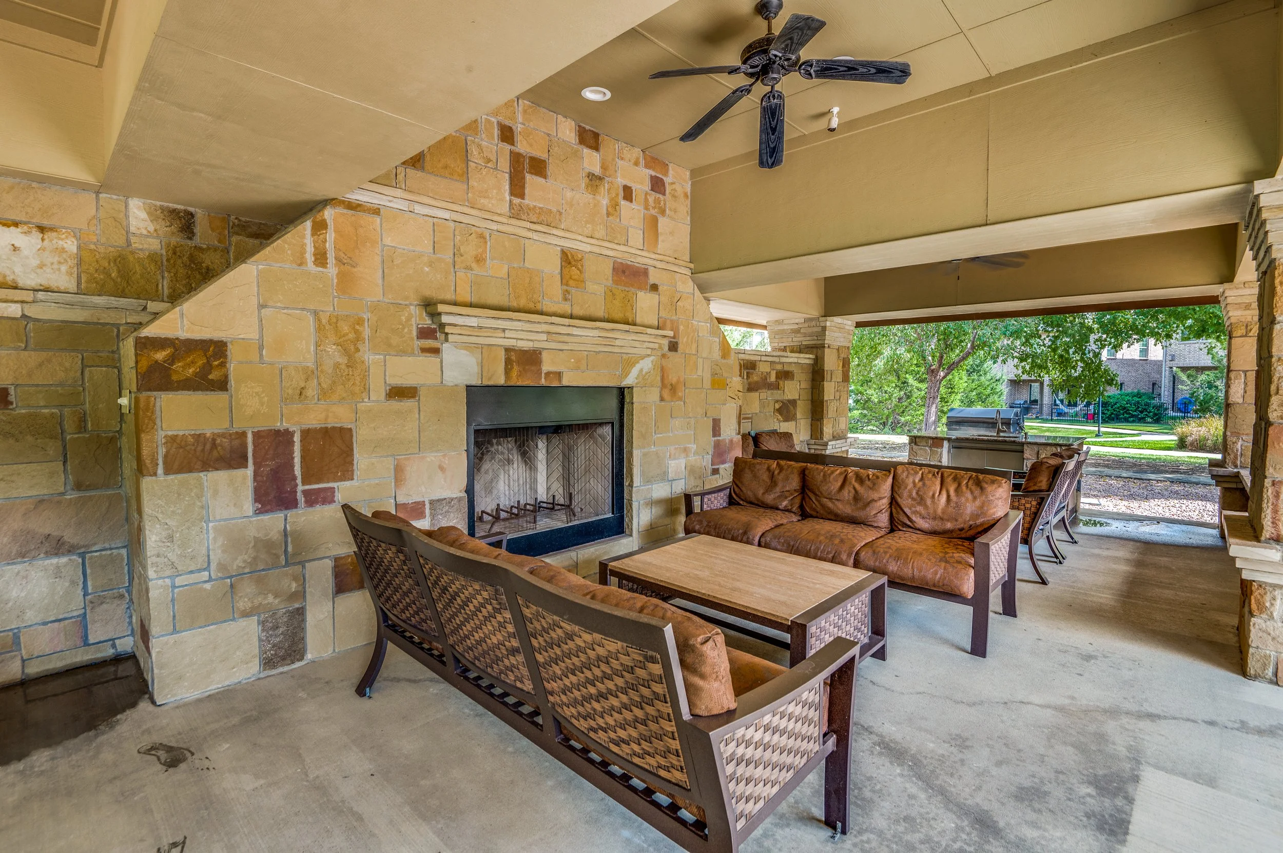 6446-riviera-dr-irving-tx-75039-High-Res-29.jpg