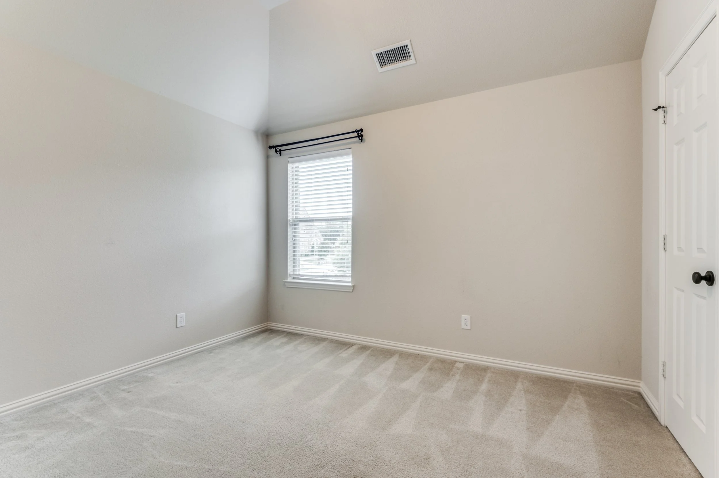419-paluxy-dr-irving-tx-75039-High-Res-22.jpg