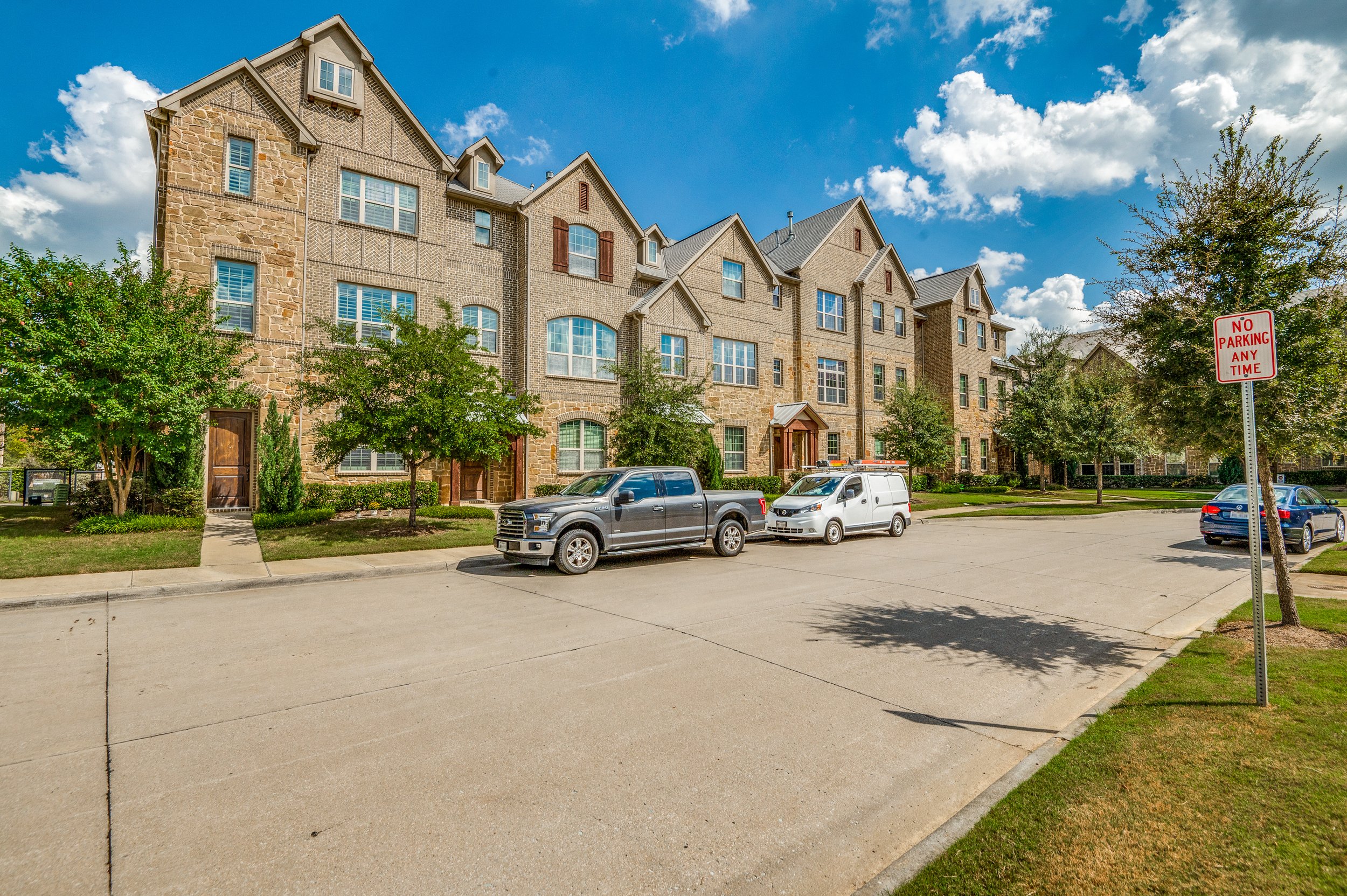 6446-riviera-dr-irving-tx-75039-High-Res-31.jpg