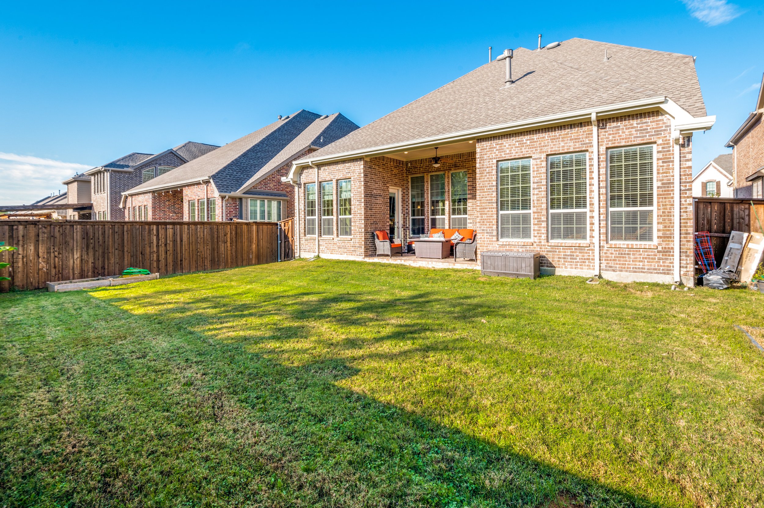 902-gray-hawk-ln-euless-tx-76039-High-Res-33.jpg