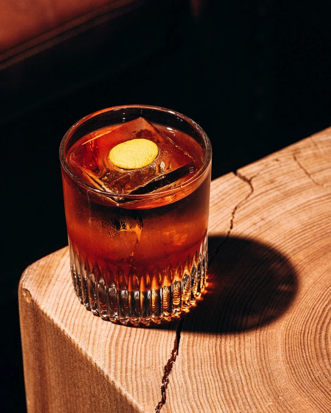 weekly revolver: vieux carre 

george dickel rye, pierre ferrand, sweet vermouth, benedictine

doors open 8p + vinyl night 10p