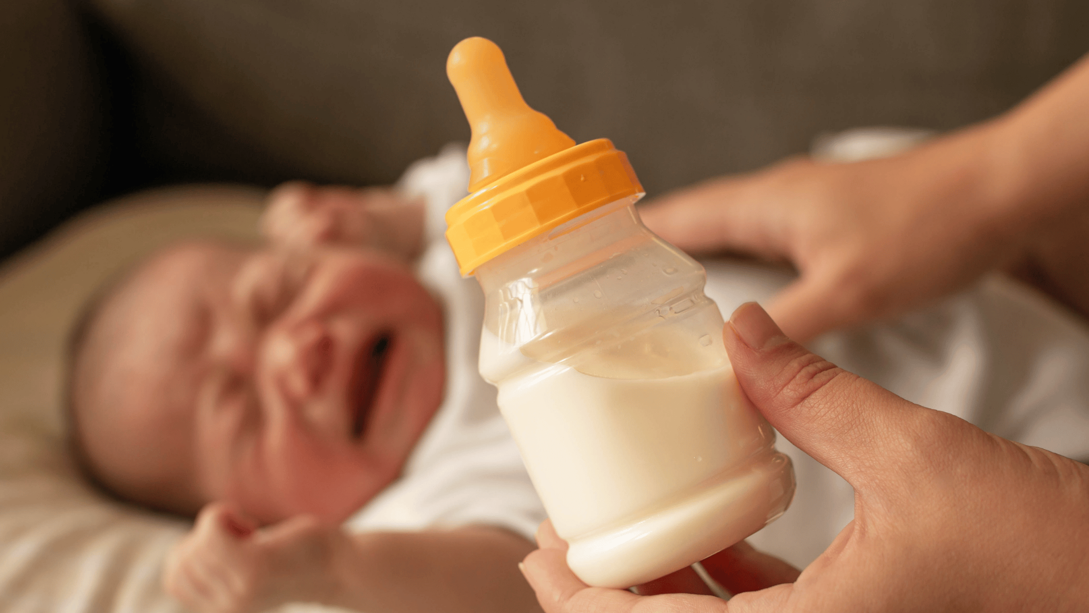 Baby bottle refusal: why it happens and how to help