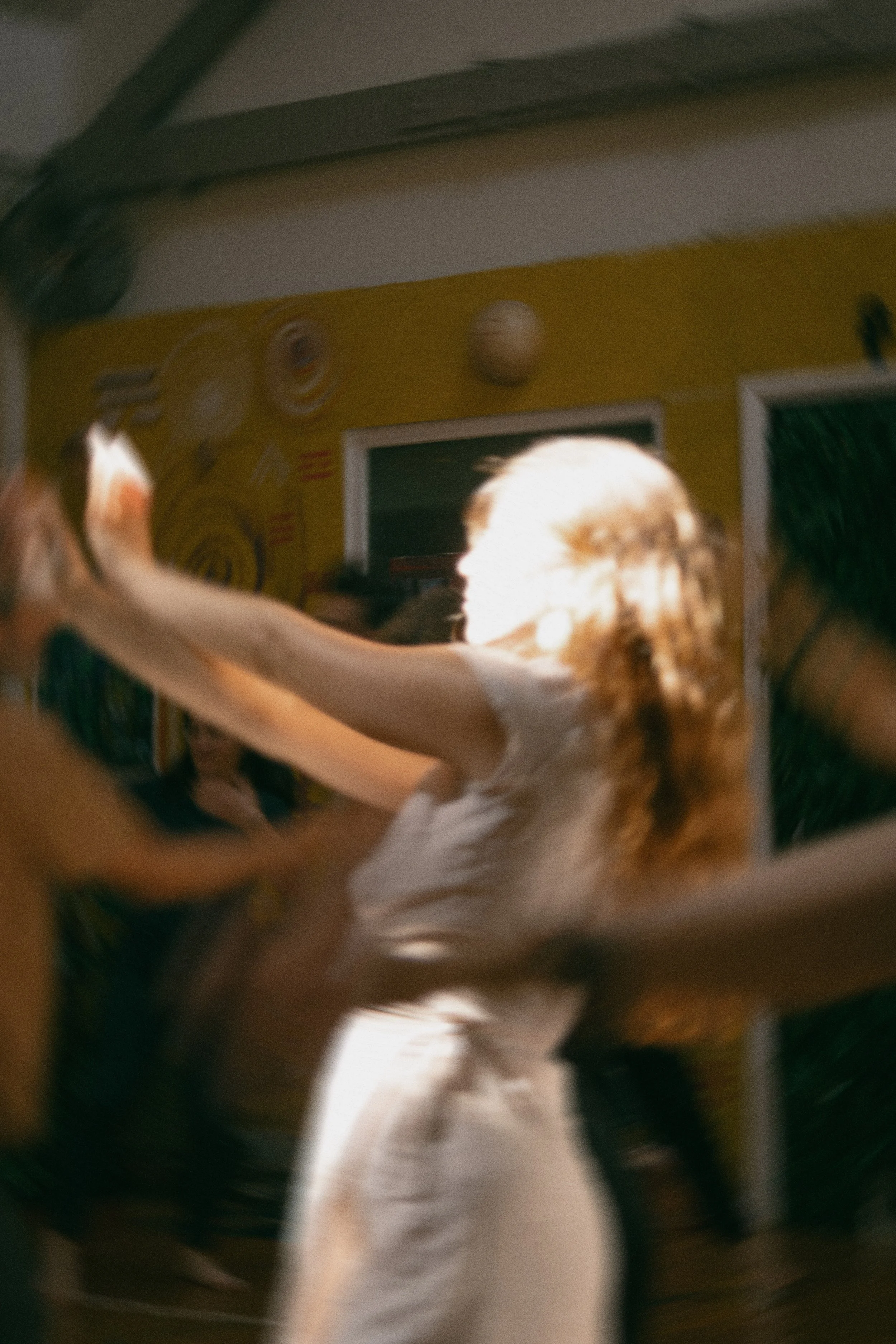 IMG_8832.jpg blur.jpeg