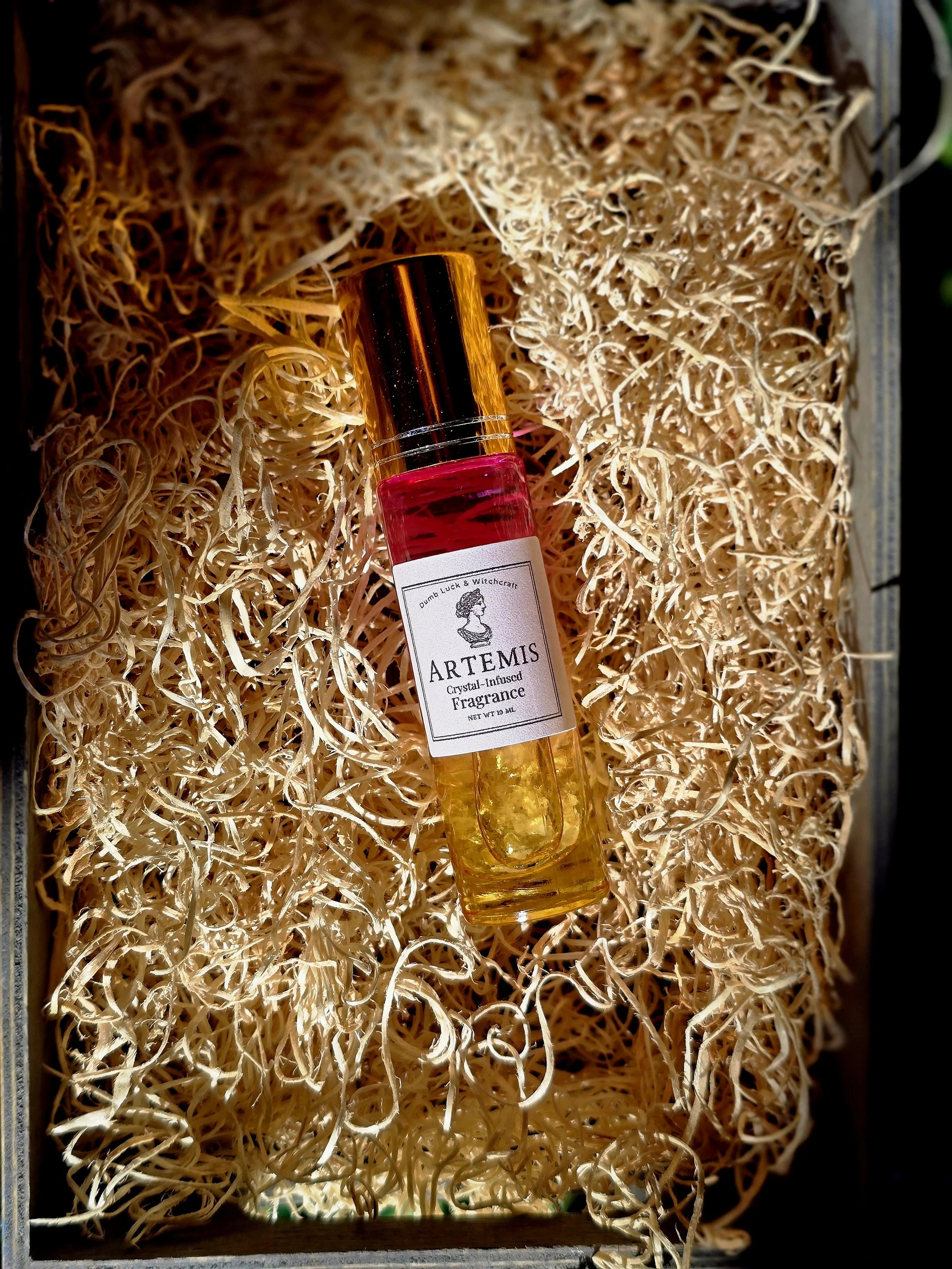 Artemis Quartz-Infused Fragrance Roller (10 ml)