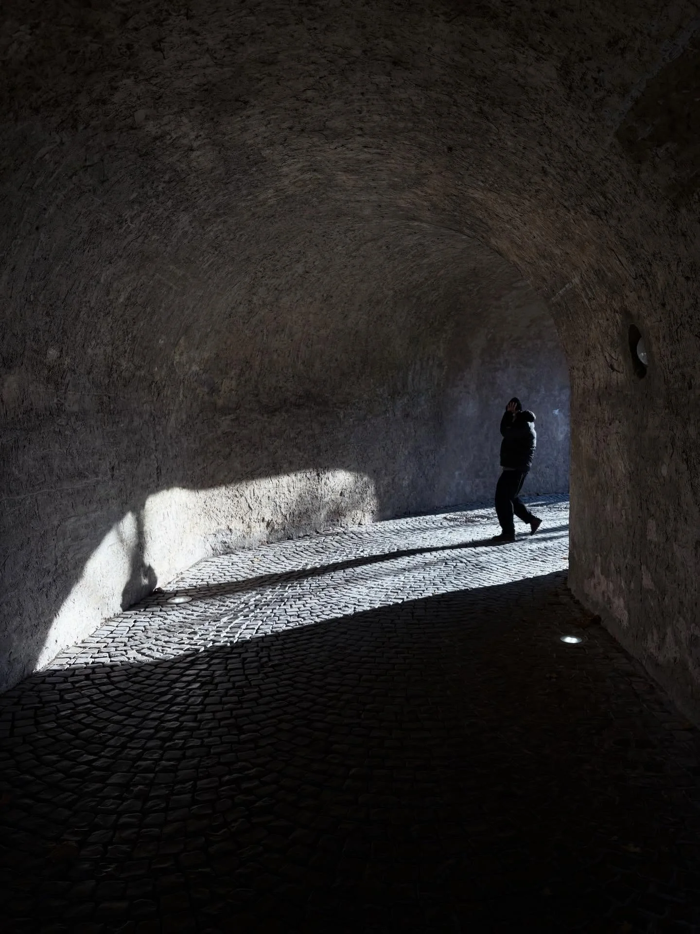 Ein paar Fotos von den letzten Wochen und ein paar Gedanken zu sozialen &Auml;ngsten.

Bei sozialer Angst verschiebt sich mein Fokus h&auml;ufig stark nach innen. Ich beginne, mich selbst zu beobachten: Wie wirke ich? Wohin schaue ich? Was mache ich 