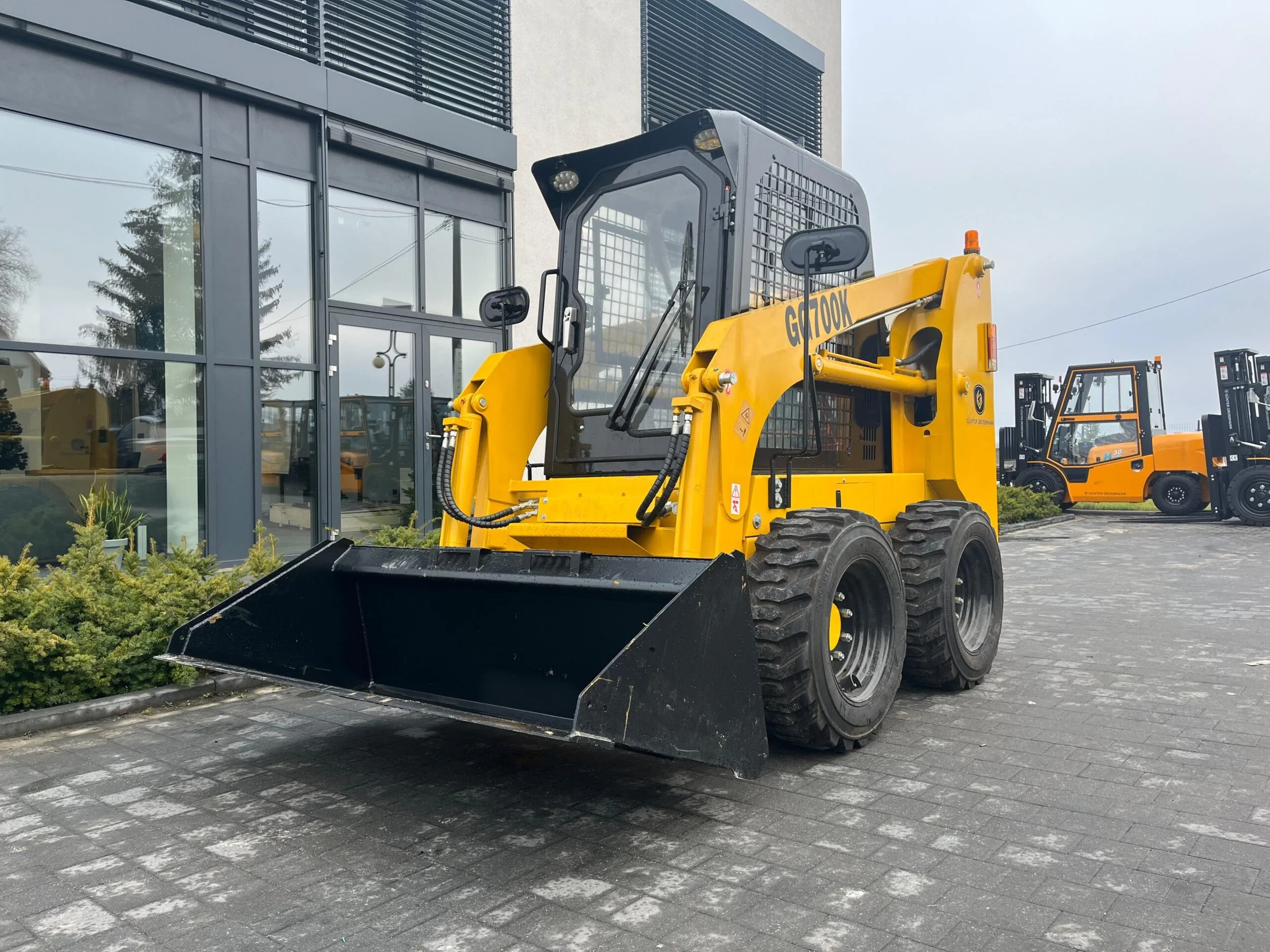 Kopplaadur GG700K