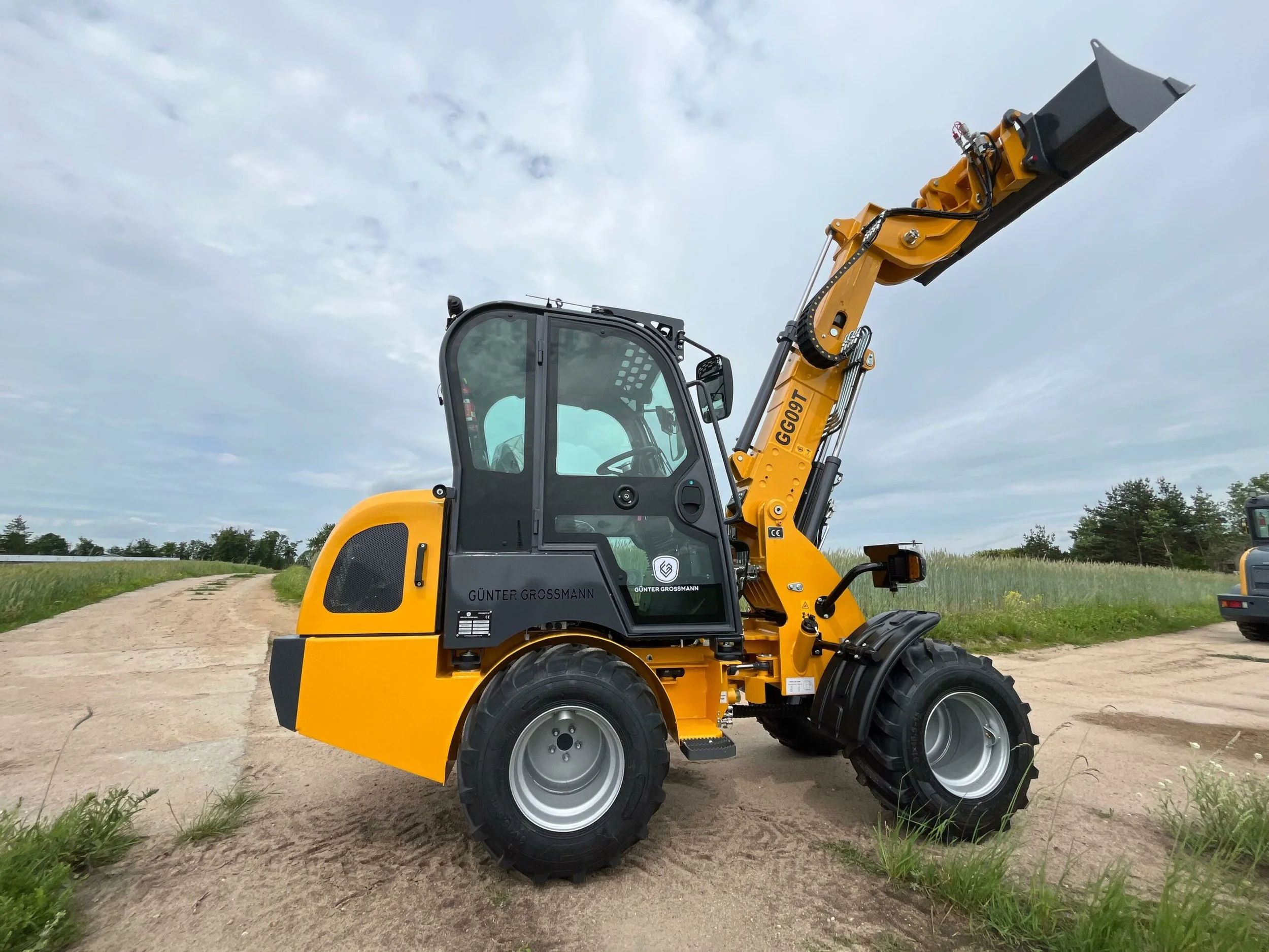 Teleskooplaadur GG09T