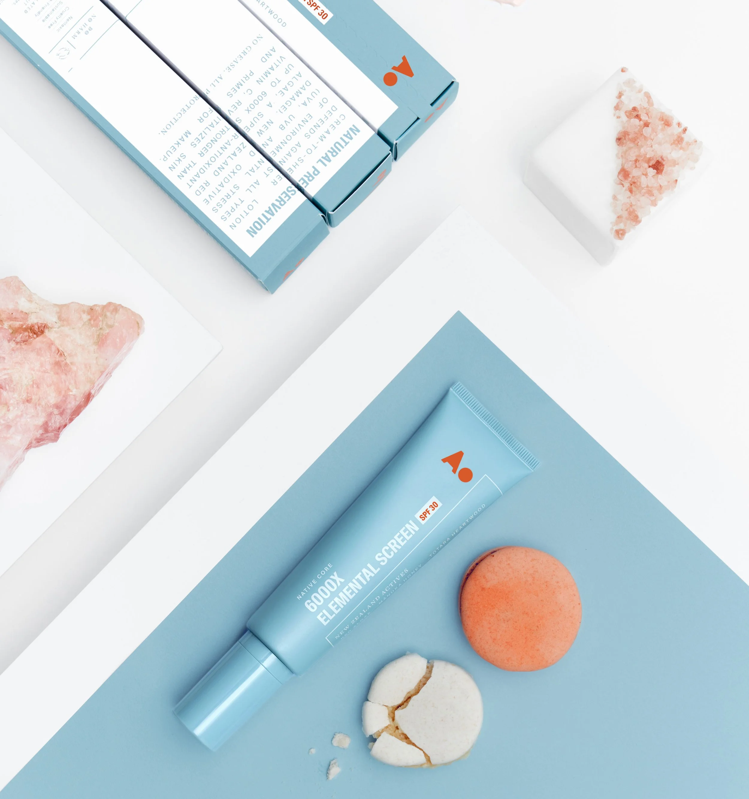 Micronized vs. Nanonized Mineral Sunscreens: Navigating Safety and Efficacy