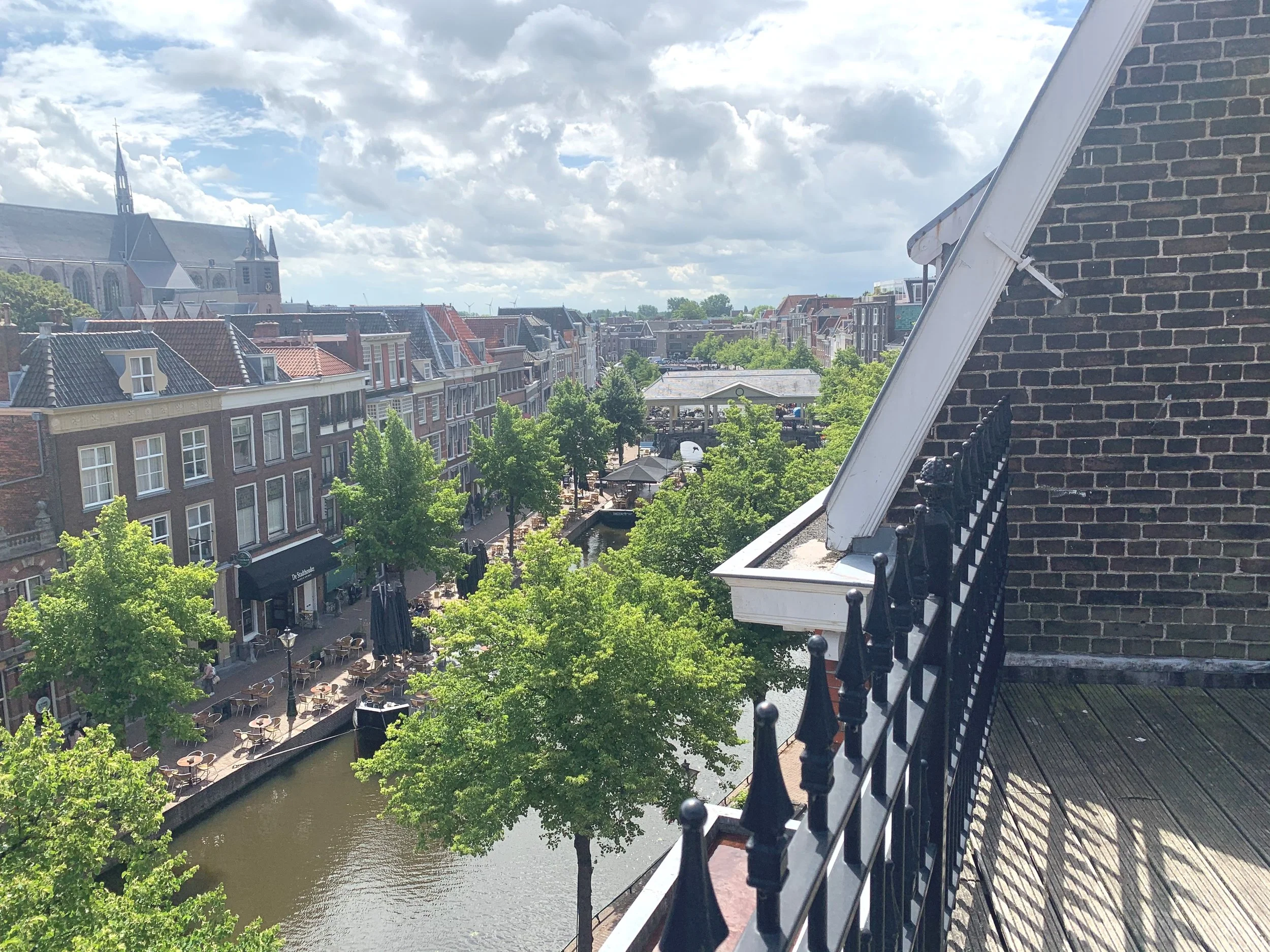 15. Uitzicht van boven af.jpg