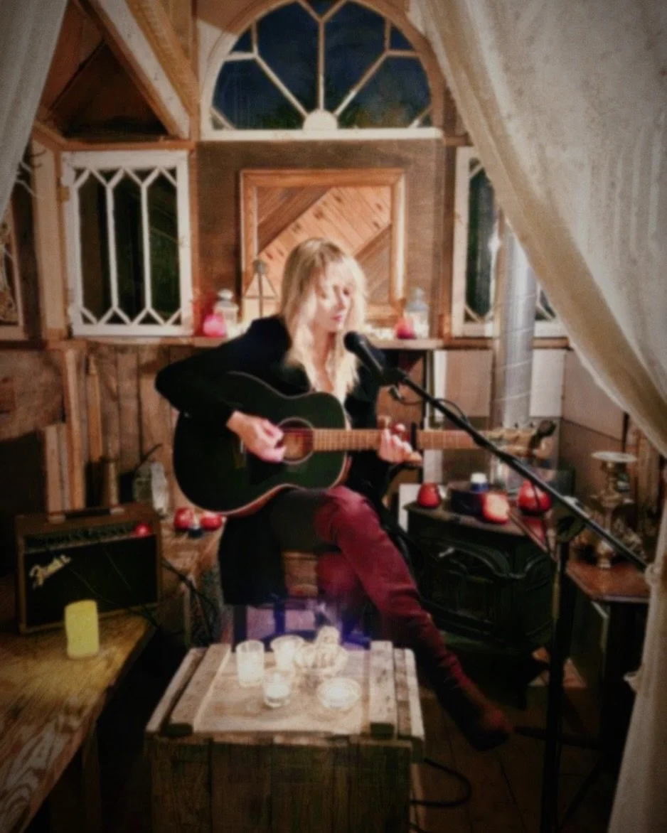 𝙰 𝚕𝚒𝚝𝚝𝚕𝚎 𝚋𝚝𝚜 𝚏𝚛𝚘𝚖 𝚜𝚑𝚘𝚘𝚝𝚒𝚗𝚐 ♡ ✾

𝙸 𝚕𝚒𝚔𝚎 𝚑𝚘𝚠 𝚝𝚑𝚒𝚜 𝚕𝚘𝚘𝚔 𝚒𝚜 𝚐𝚒𝚟𝚒𝚗𝚐 𝚝𝚞𝚡𝚎𝚍𝚘 𝚖𝚊𝚜𝚔 𝚖𝚎𝚛𝚐𝚎𝚍 𝚠𝚒𝚝𝚑 𝚜𝚊𝚒𝚕𝚘𝚛 𝚖𝚘𝚘𝚗 ☾⋆⁺₊⋆

..𝚒𝚗 𝚙𝚎𝚛𝚜𝚘𝚗 𝚒𝚝 𝚠𝚊𝚜 𝚊 𝚋𝚒𝚝 𝚖𝚘𝚛𝚎 &lsquo;𝚖𝚞𝚜𝚒𝚌