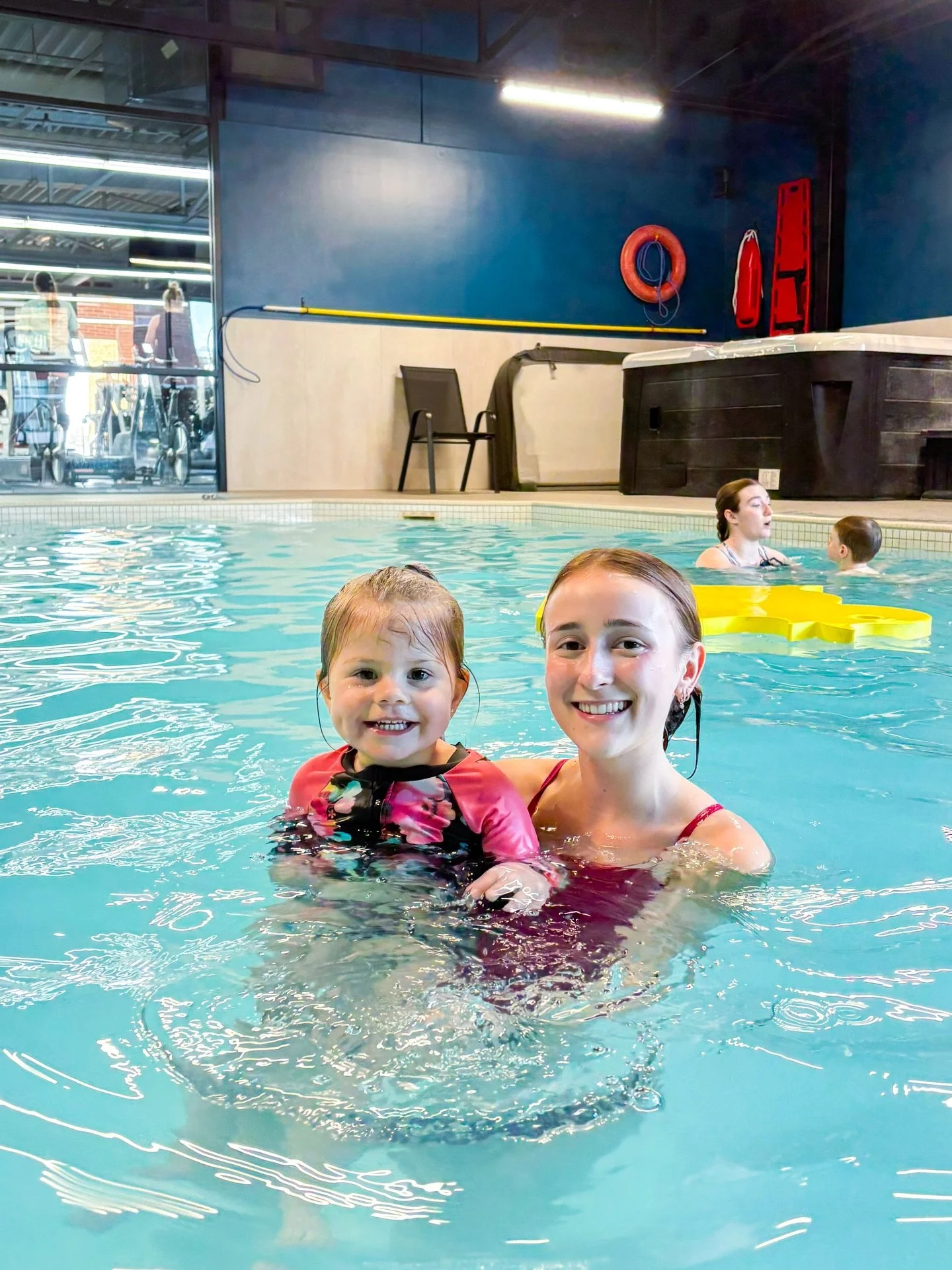La rel&acirc;che est d&eacute;j&agrave; termin&eacute;e!
Nos monitrices retournent sur le terrain d&egrave;s demain 🏊&zwj;♀️

On s&rsquo;est ennuy&eacute;es de nos nageurs et on a tr&egrave;s h&acirc;te de les retrouver dans l&rsquo;eau!

Et vous, c