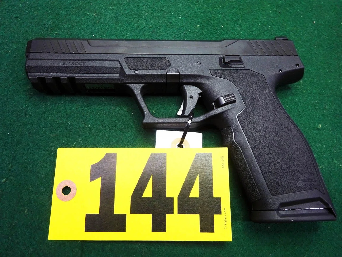 144.2.jpg