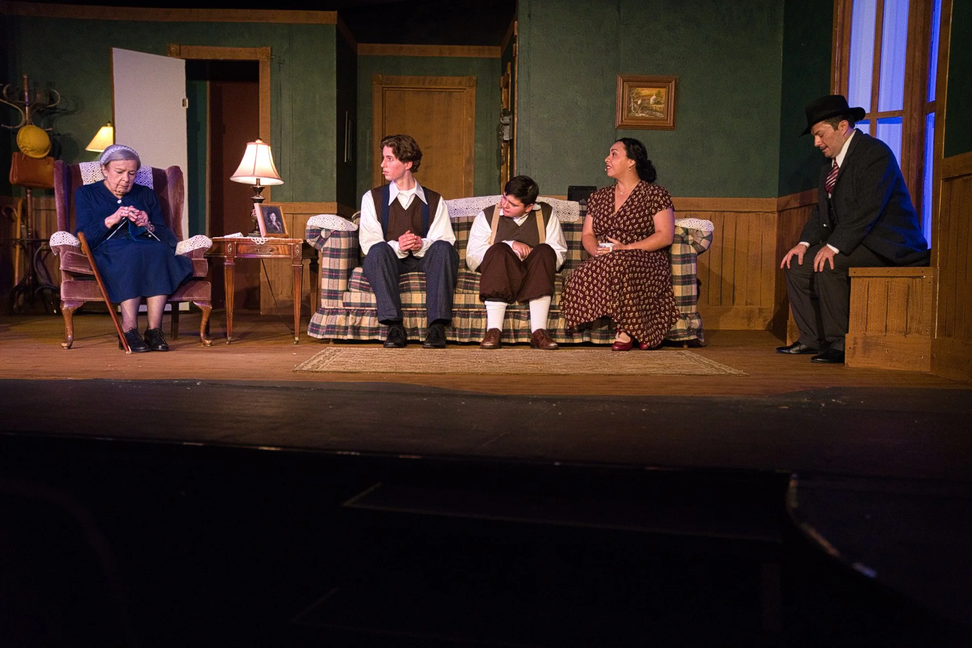 Lost In Yonkers
Season 40