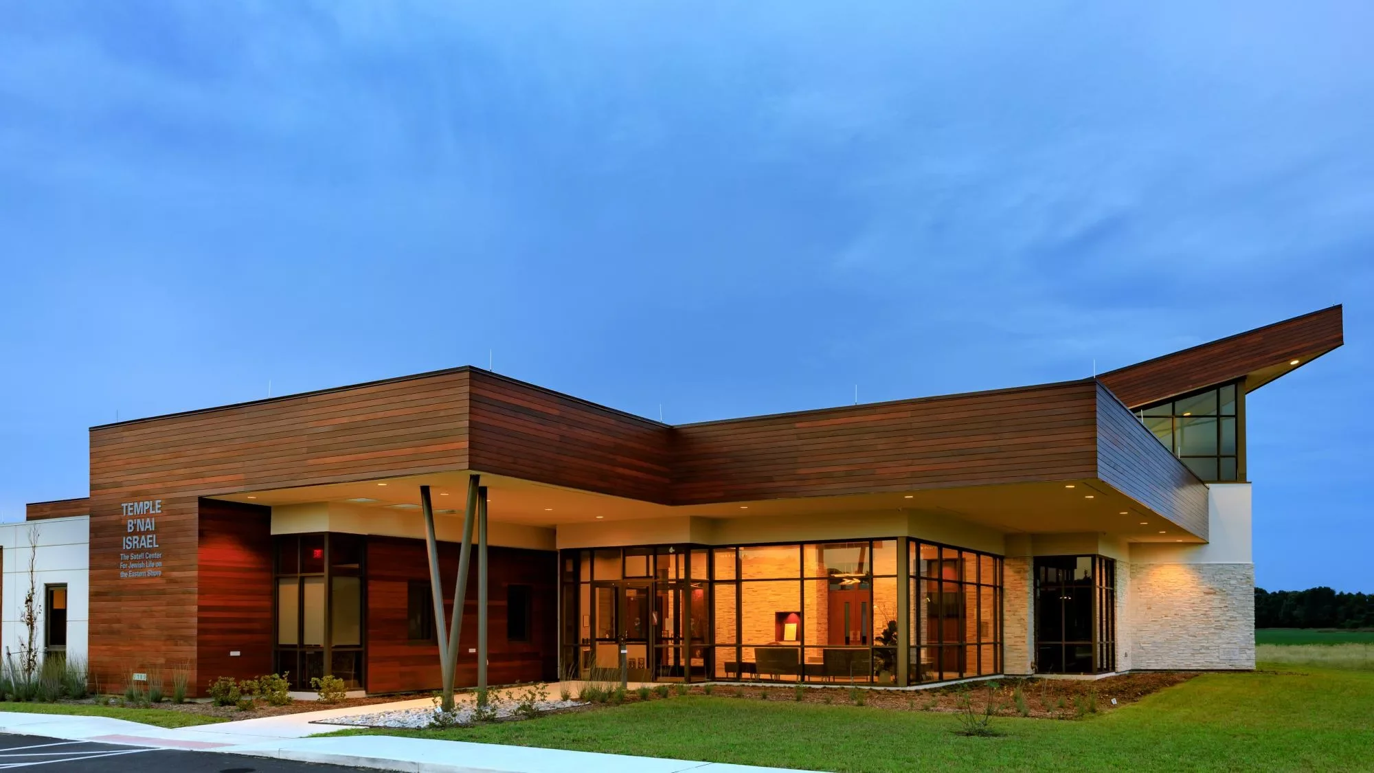 How Jewish Schools and Synagogues Are Strengthening Security Without Sacrificing Community