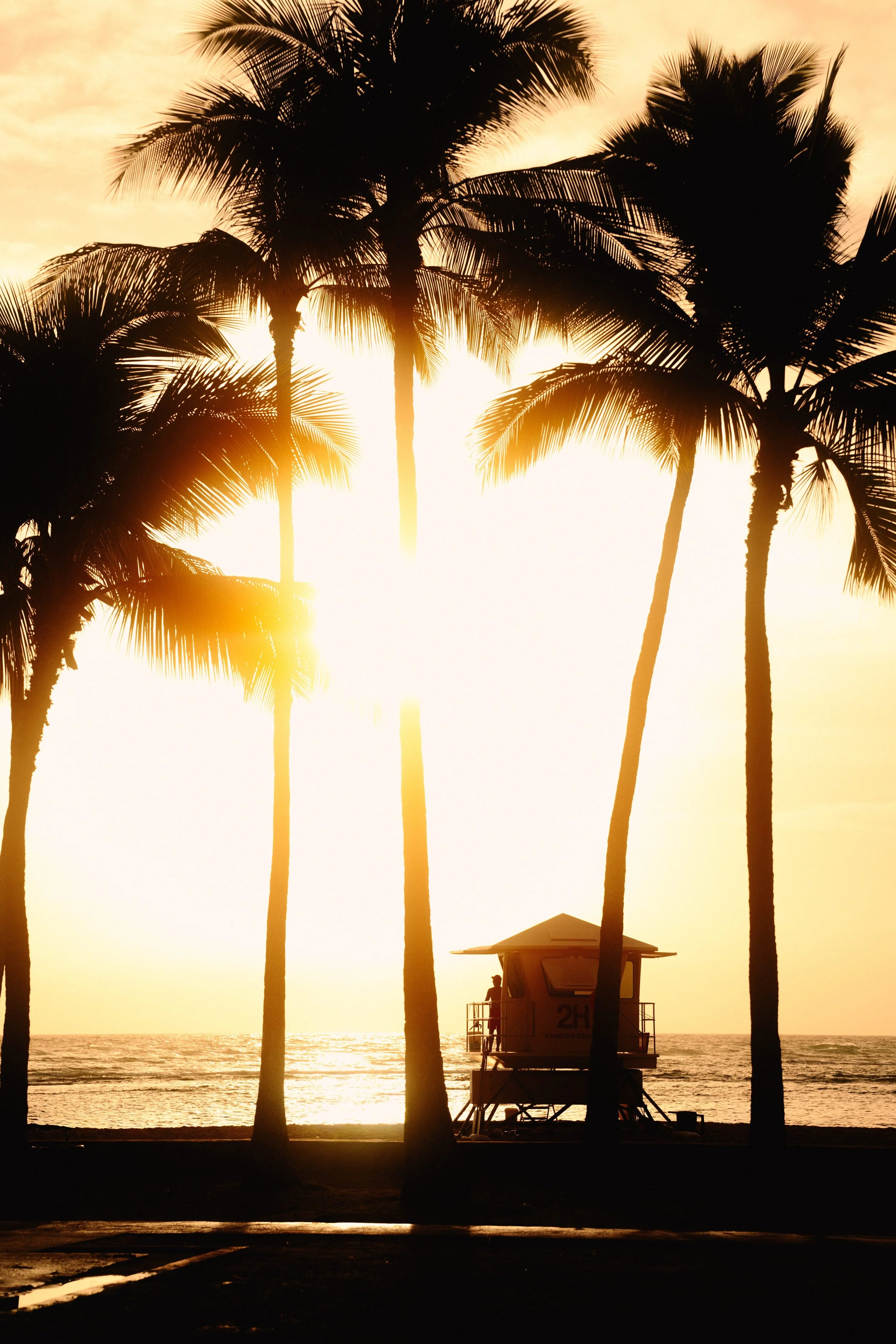 Kaimana Beach at Golden Hour