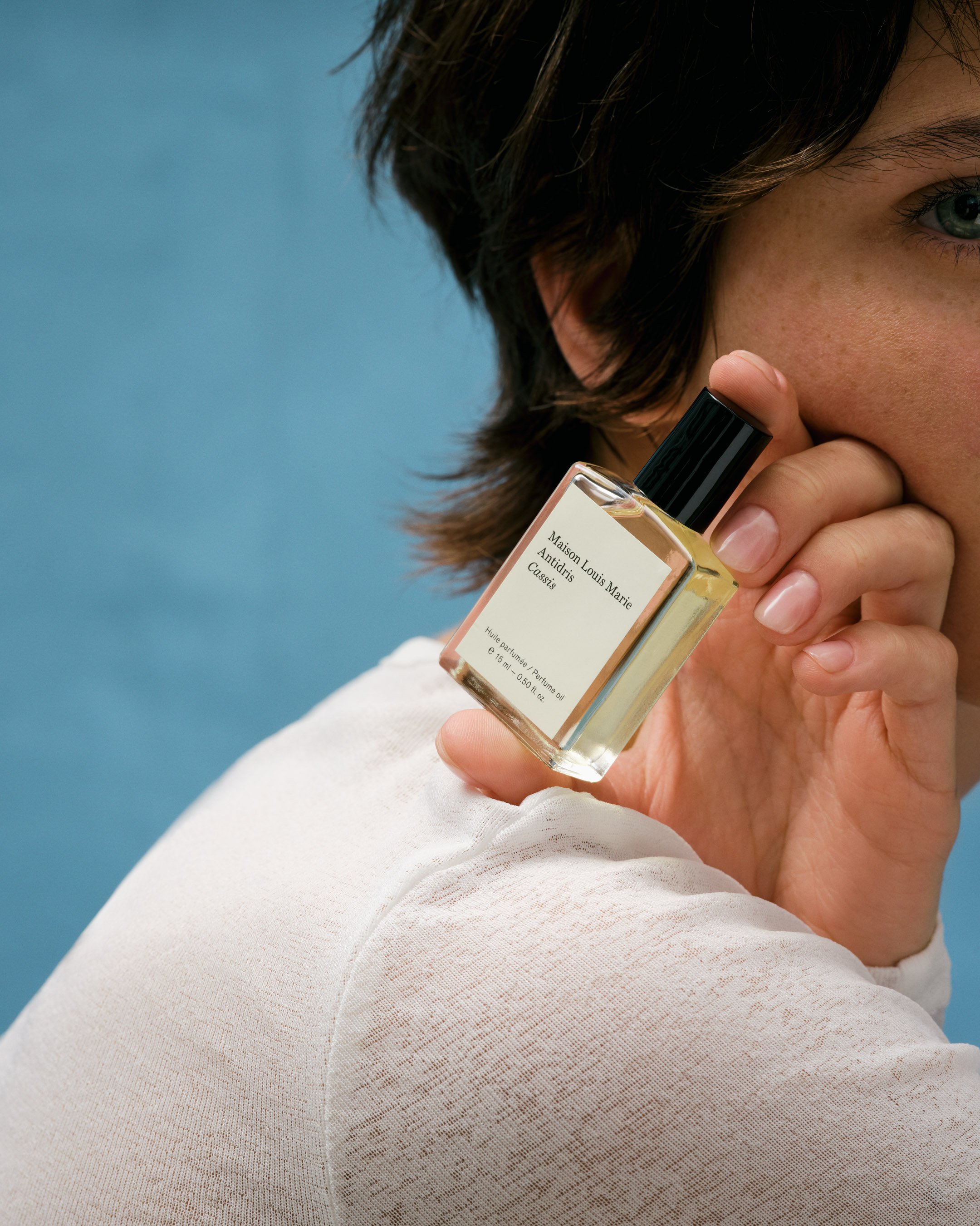 251029_MLM_39_OF_AntidrisCassis_PerfumeOil_01946-AS_4x5.jpg