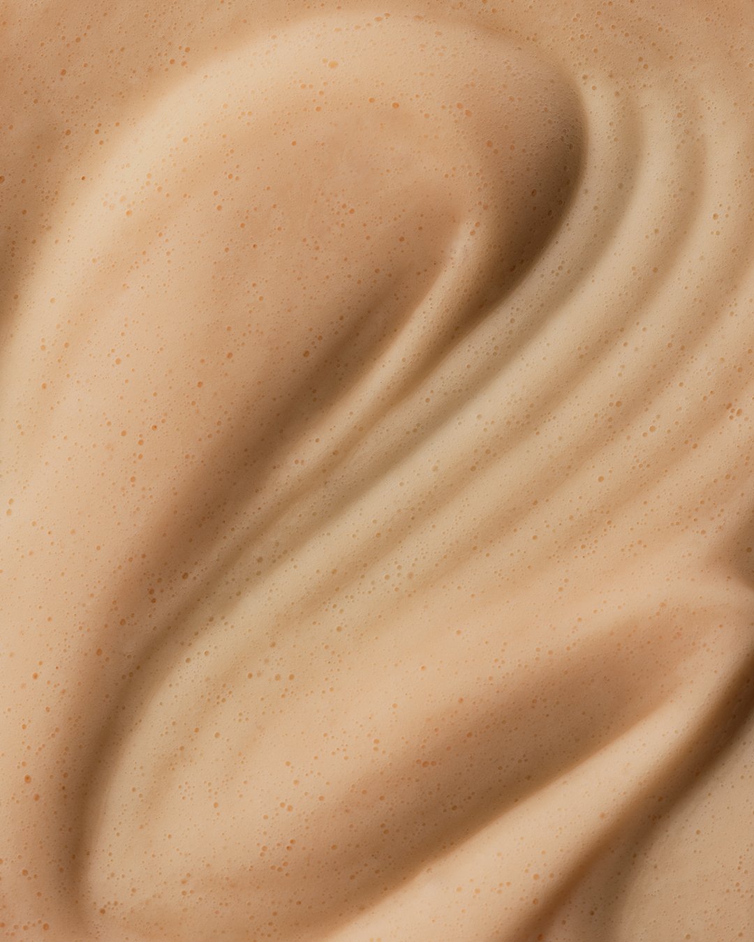 260106_ranavat_09_brightening_saffron_cleanser_texture_582_TY edit_crop_2.jpg