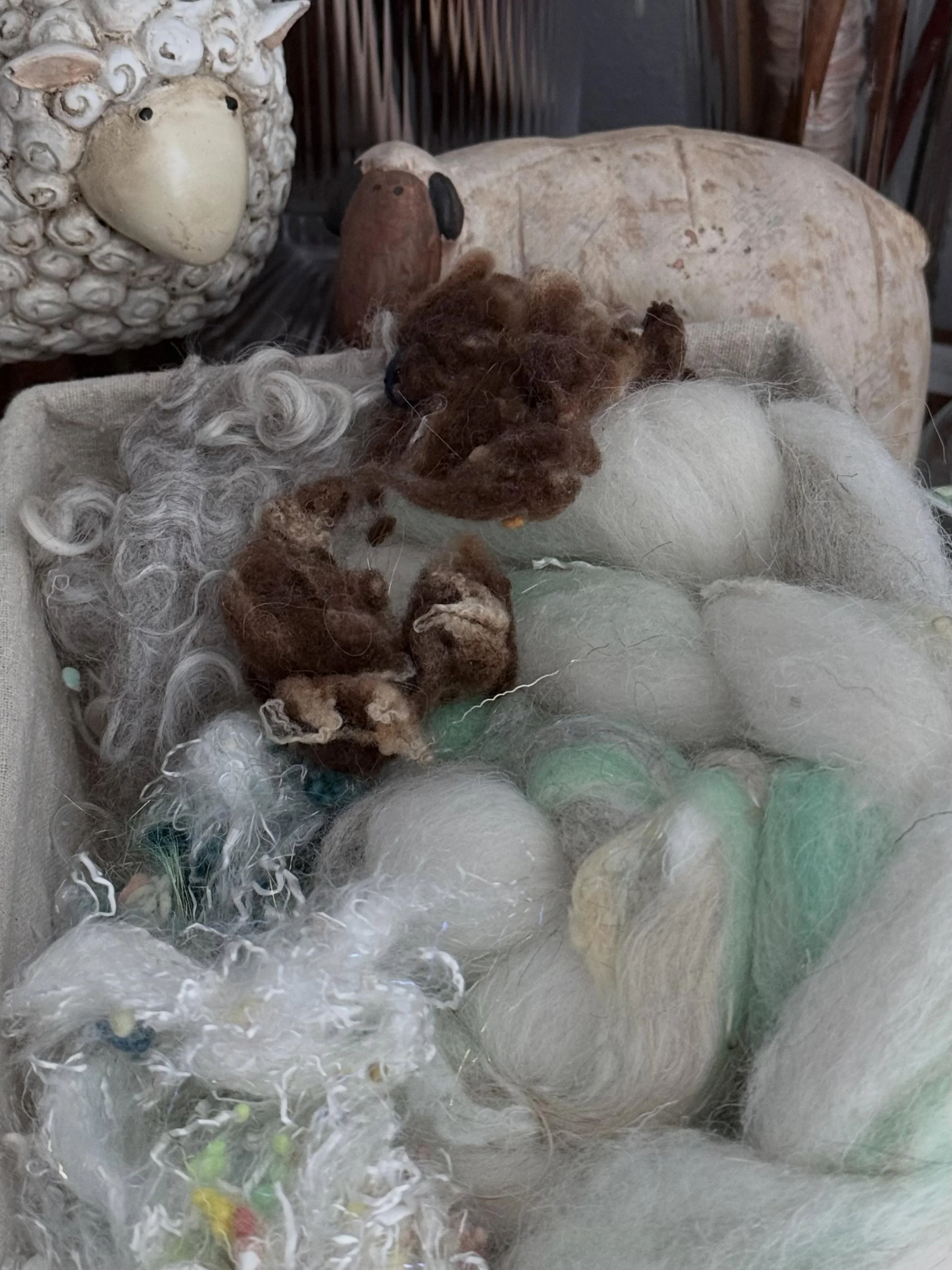 My @brotherdrumcarder has shipped so I&rsquo;m gathering my wool and supplies so I&rsquo;ll be ready for batt making when it arrives. 👏🏻👏🏻👏🏻