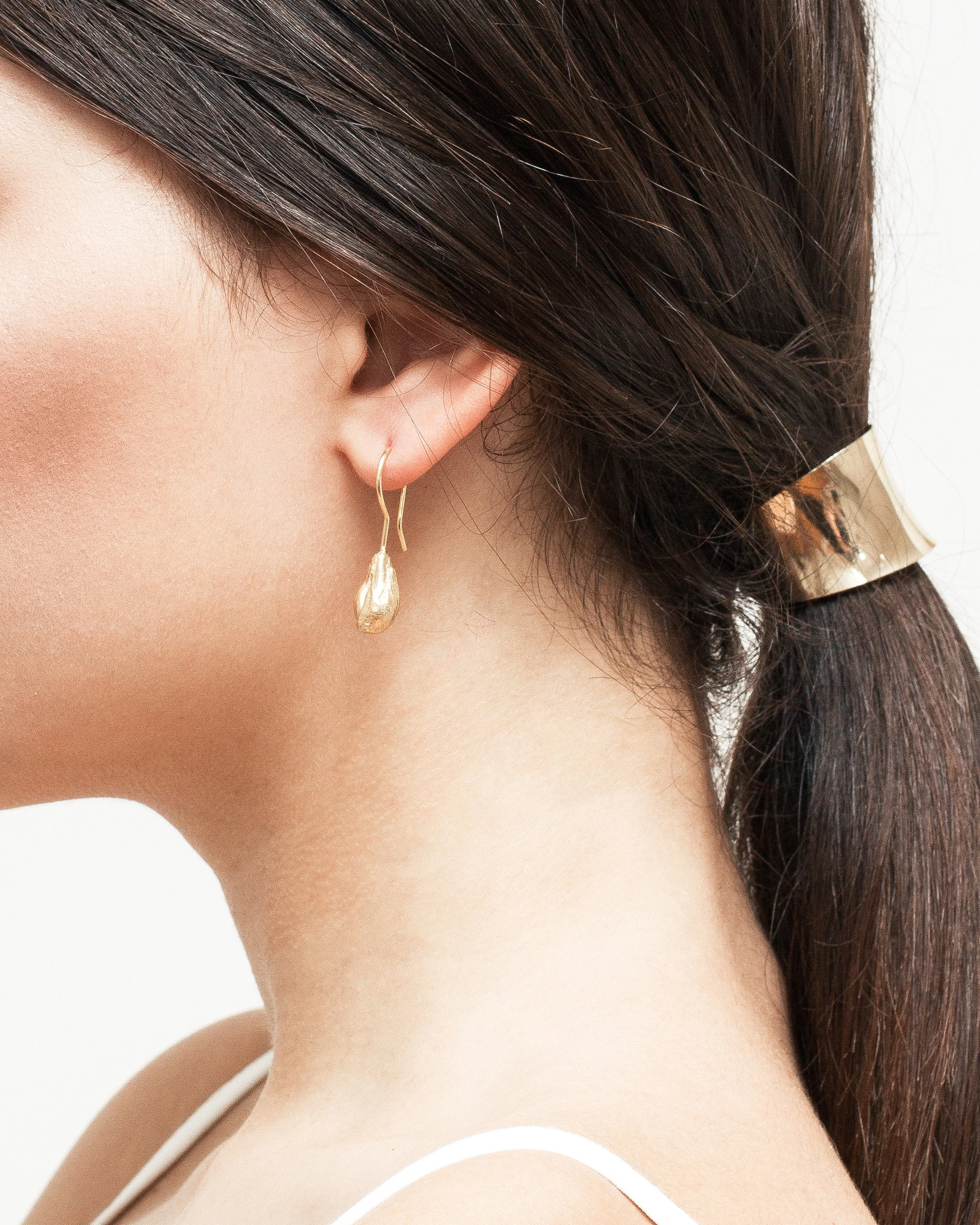 live model of seeds earrings by bellisgirl.jpg