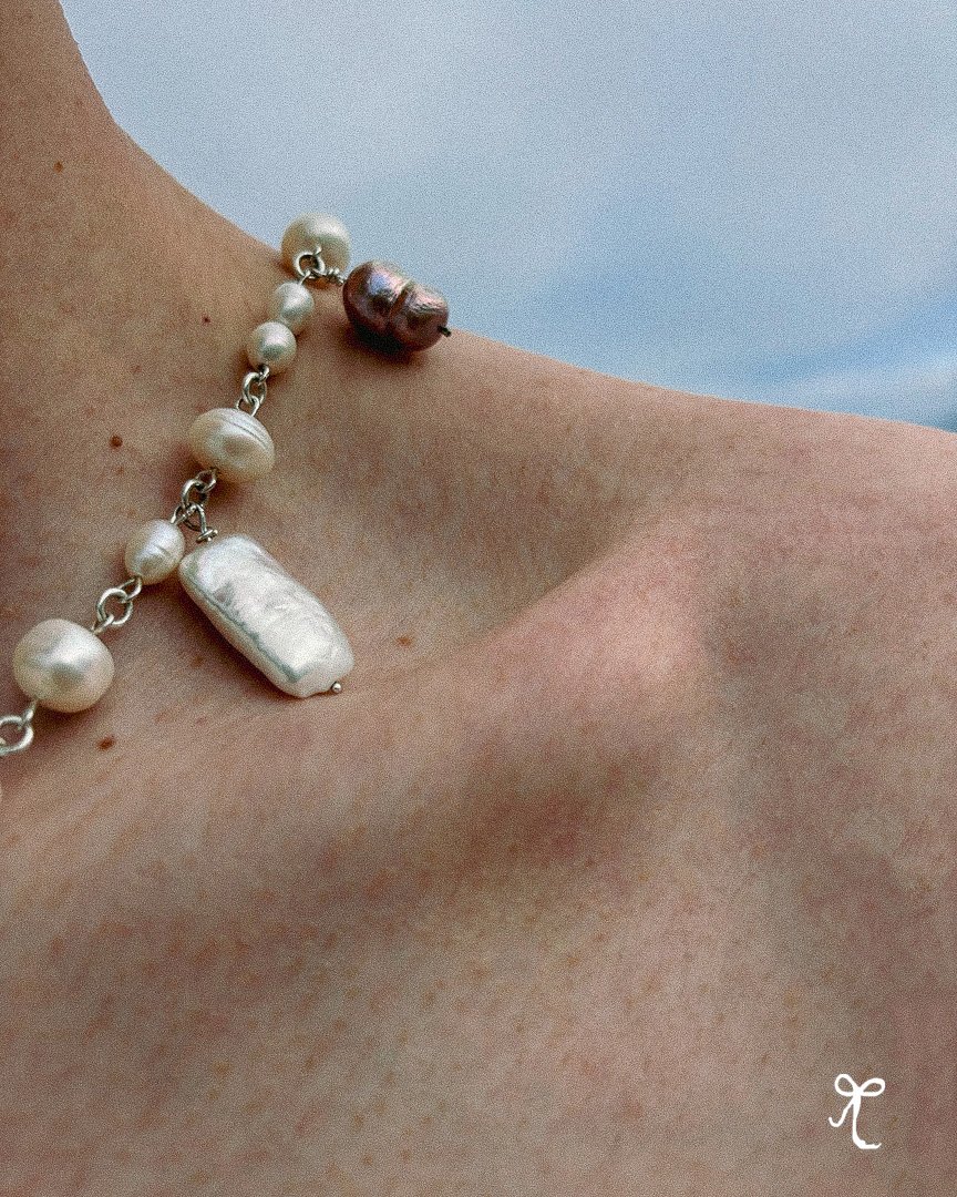 Live model of impulsive necklace by bellisgirl x miguel.jpg