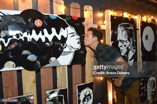 gettyimages-454763280-594x594.jpg