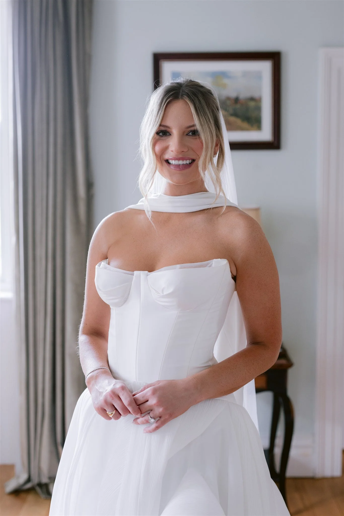 Hair by Claire Barry Hair
Makeup by Lisa Redmond
Image Credit: Ode and Arthur