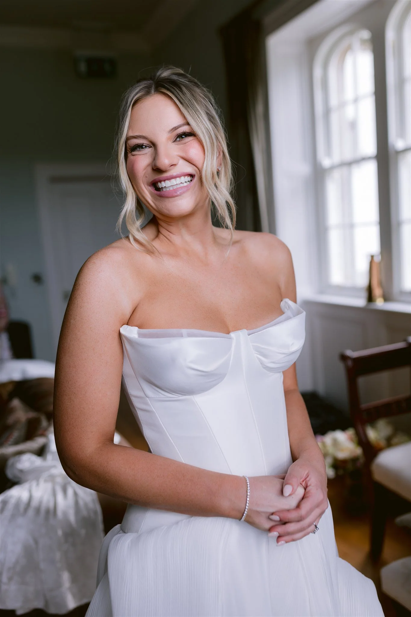 Makeup by Lisa Redmond and Hair by Claire Barry Hair
Image Credit: Ode and Arthur Photography