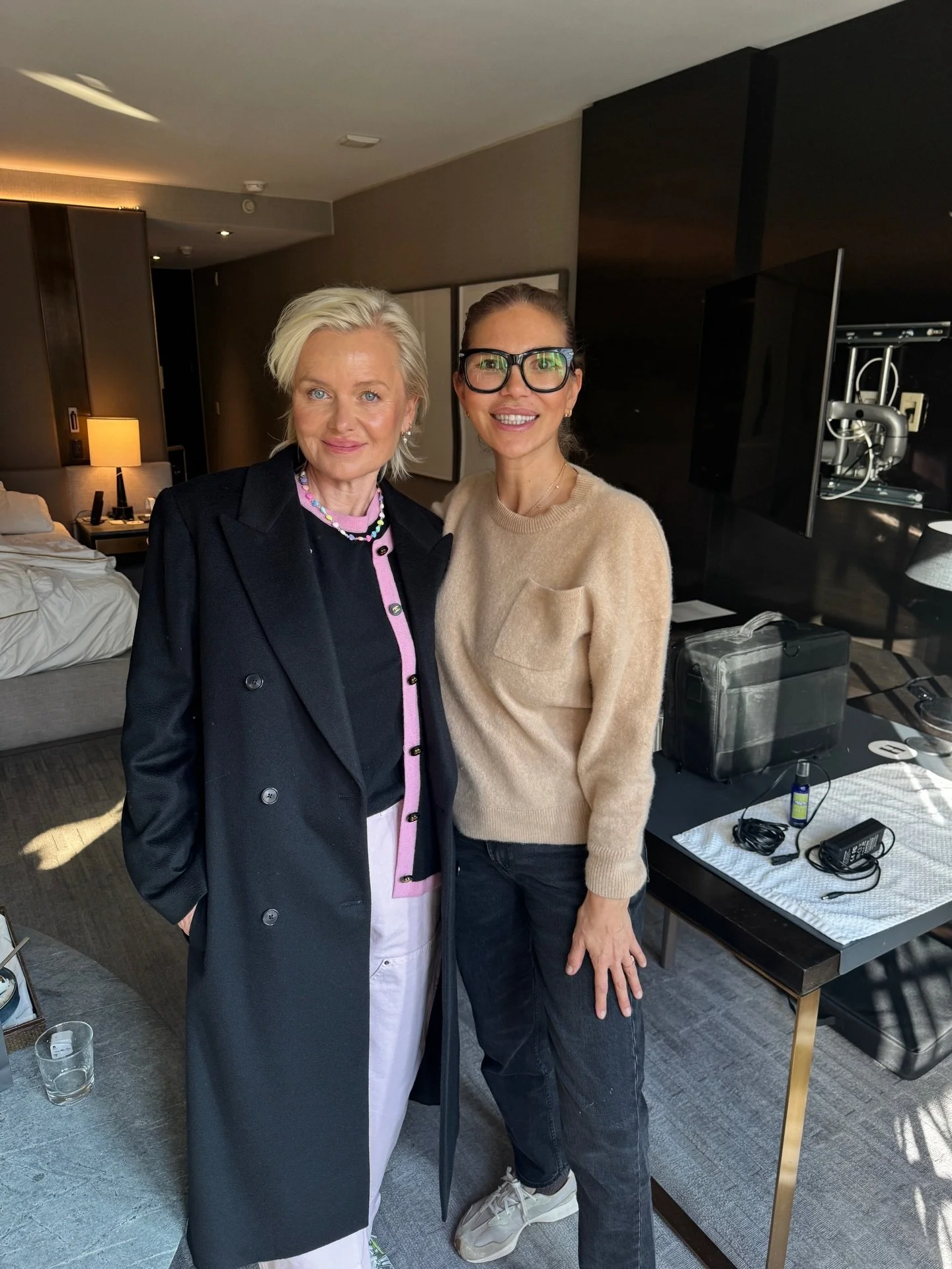 Camera roll lately. The last one is a little secret I&rsquo;ve been saving.

Press days with Barbara Sturm.
Photoshoots.
Life drawing classes.
Pottery nights I started for my friends.
Little attempts at work life balance.

And in between all of that&