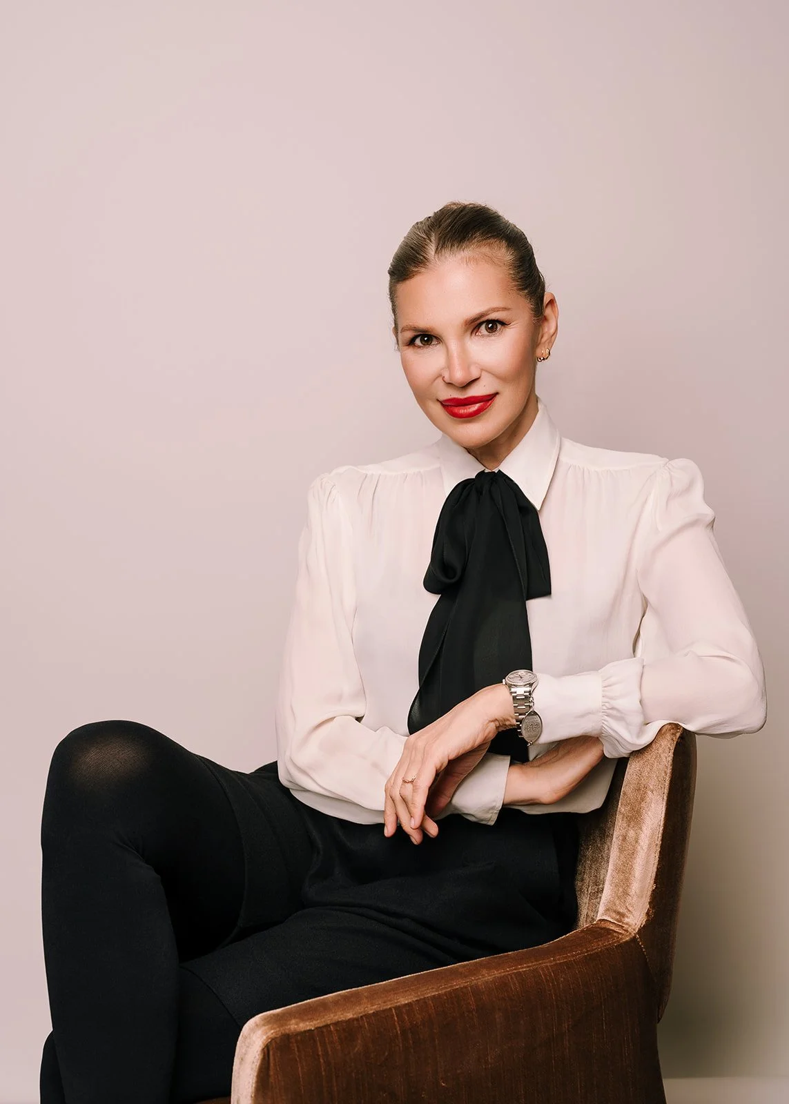 Anna Nenoiu, founder of The Beauty Confidante, international celebrity and luxury bridal makeup artist based in Toronto, Canada