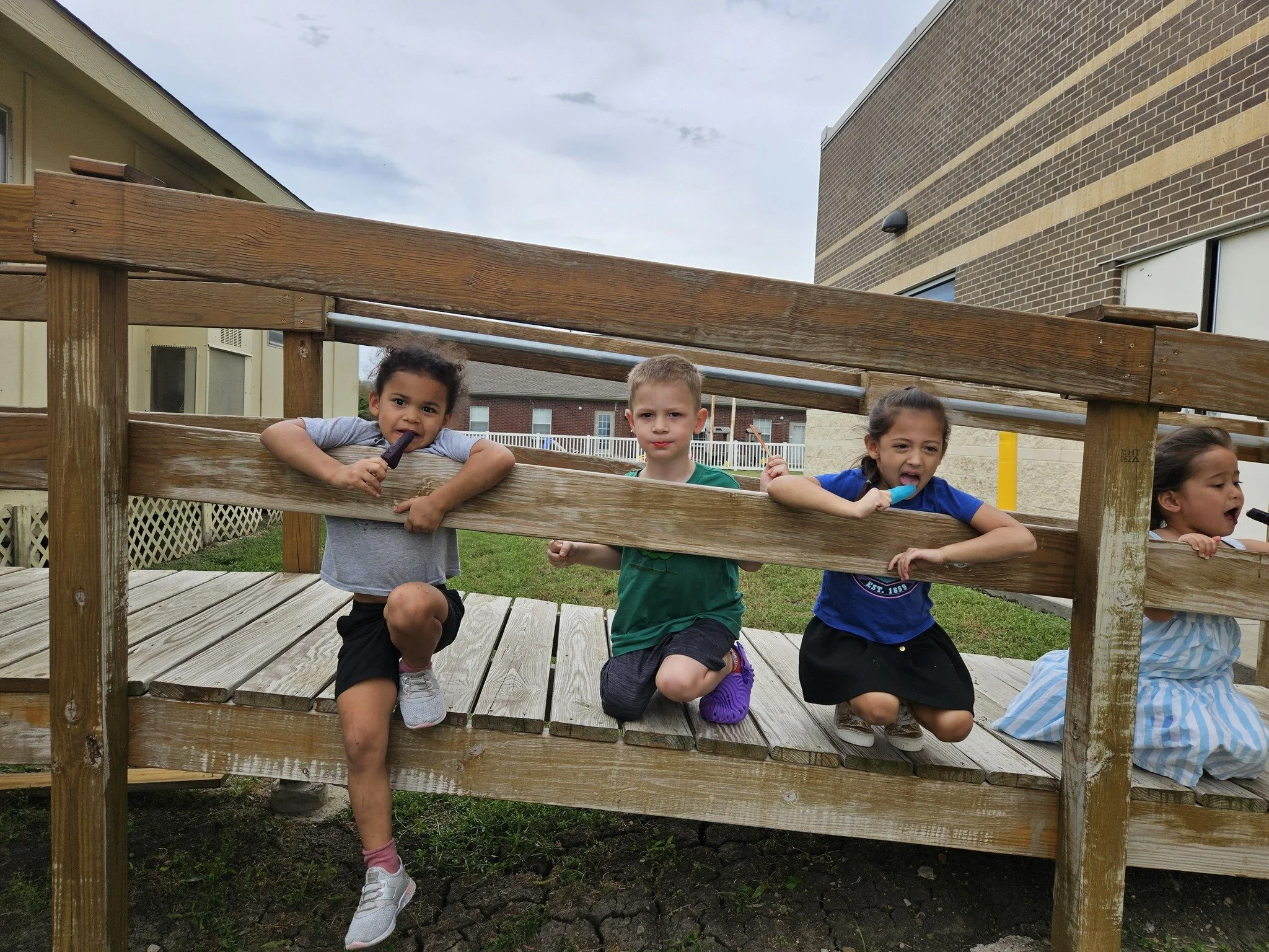Outdoor Play and Emotional Growth: Helping Kids Build Resilience Naturally