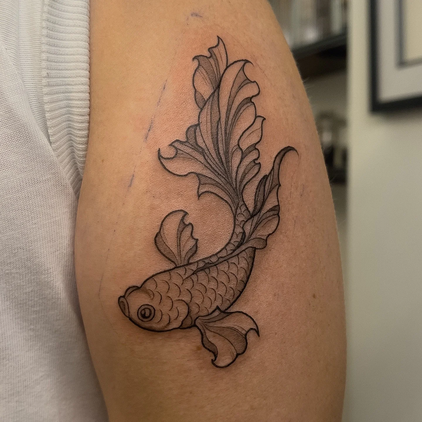 Love the placement of this one! Thanks so much for the trust Emily 💖
.
Done using @bishoprotary , @dynamic.eu , @starrtattoosupplies , @butterluxe_uk