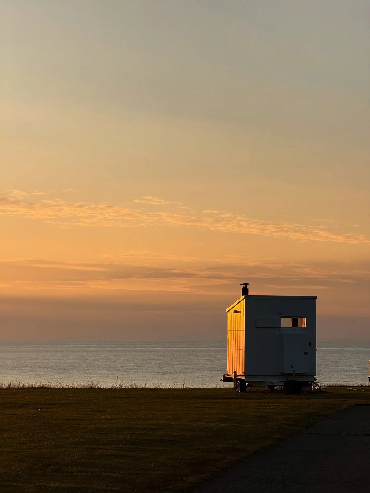 New quay has been amazing so far - peaceful, away from the crowds of summer whilst taking in that incredible view... π
-
We’re here for a limited amount of time before moving on to our next location so book in now to avoid disappointment π₯