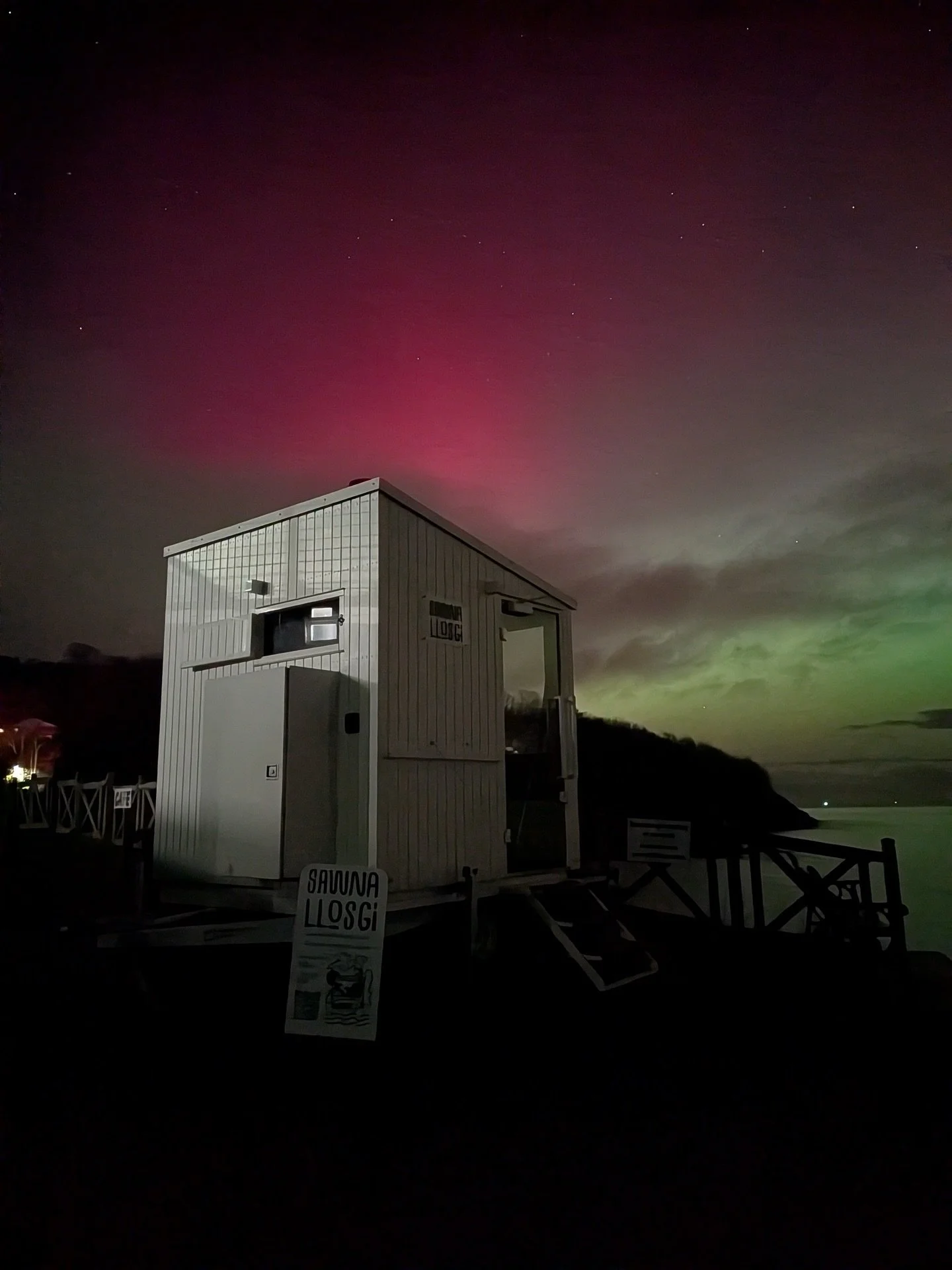 Aurora Borealis appreciation post! Also, we&rsquo;ve only got two weekends left in Aberporth before moving to our next location&hellip;! Book a slot before it&rsquo;s gone 😄

Thanks Joe Bath for the Aberporth shots