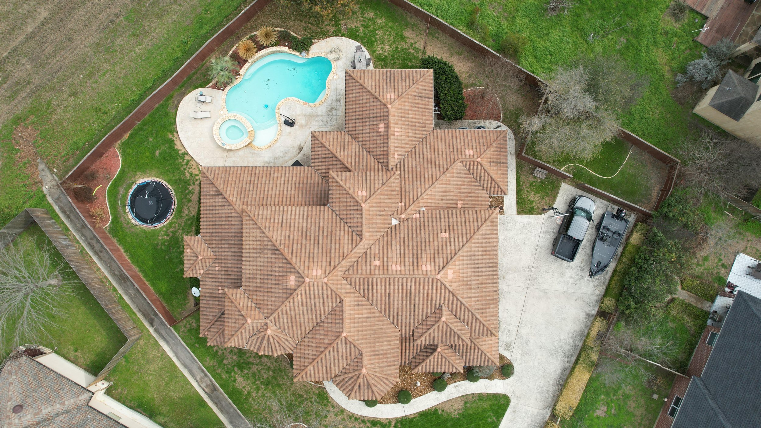 How the Texas Summer Heat Can Destroy Your Roof (And How New Braunfels Roofing Can Help)