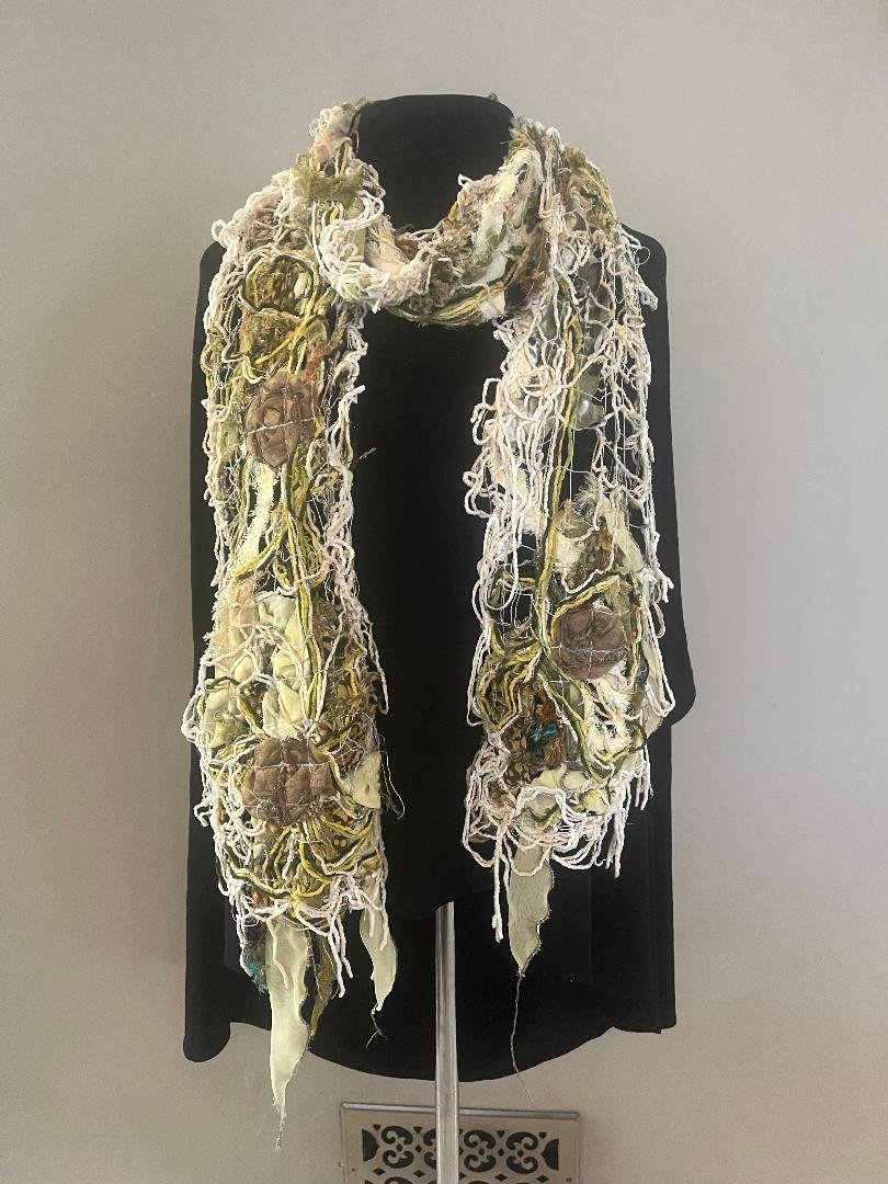 Banana Lace Chenille Scarf