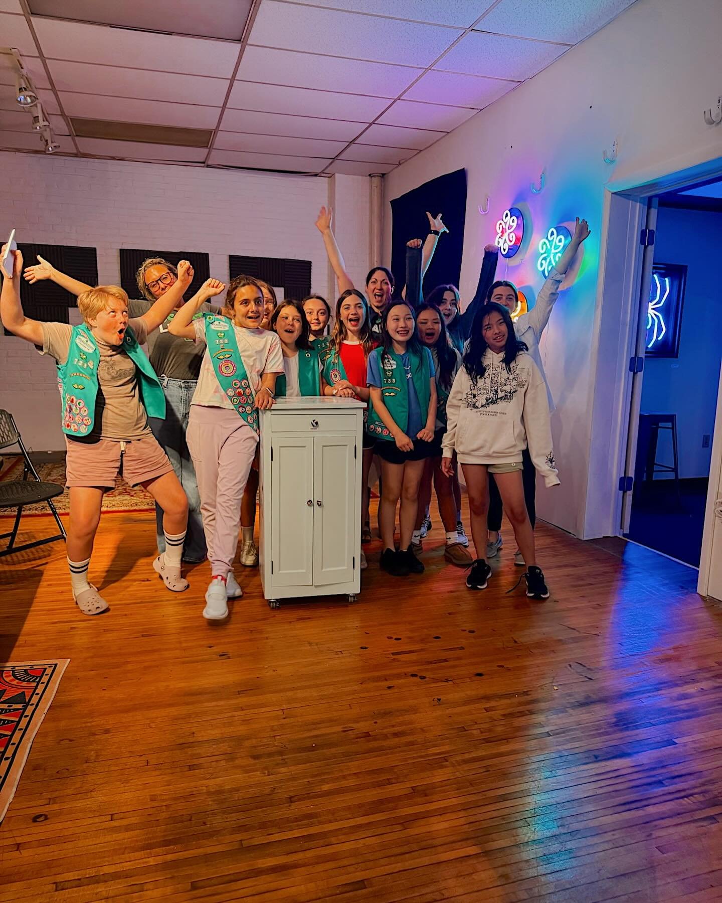 Girl Scout Troop 733 reached out to me in March to ask if I would be interested in collaborating on their community project.  They wanted to do something similar to a Free Little Library, but for Art Supplies Instead.
I was SO INTO IT! (They had me a
