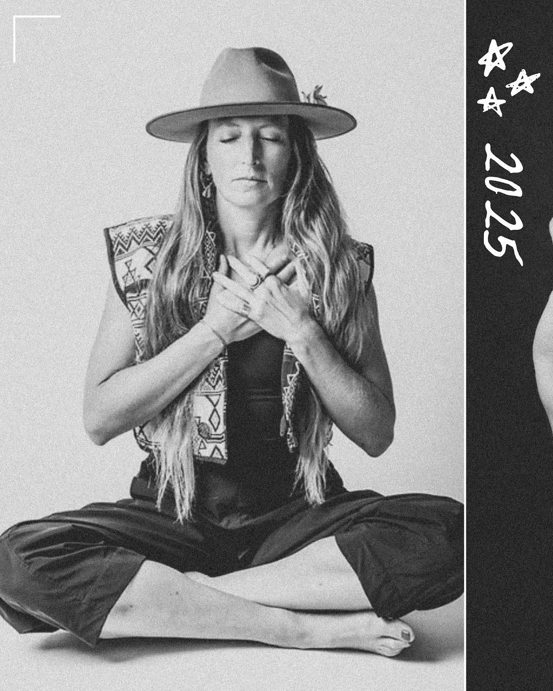 Taking a moment with the new moon to say thank you to 2025. Though it was a difficult year personally, it was also another marvelous year of midwifery in the Southwest. I continue to be humbled and awed by the work I get to do and the people who trus