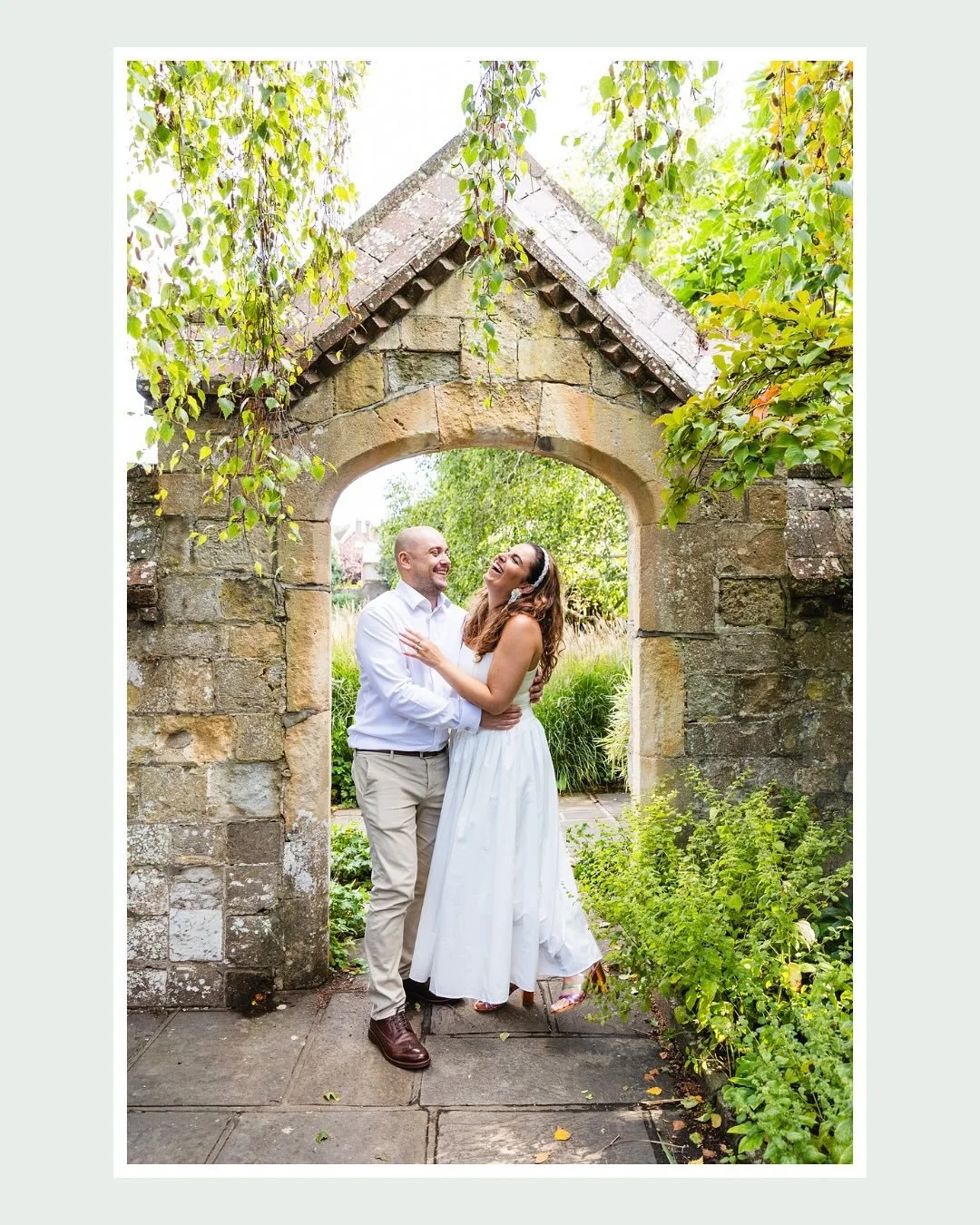 Renata &amp; Max tying the knot ✨💍

#weddingphotographer #leweswedding #lewesregistryoffice #brightonweddingphotographer #sussexphotographer #brighton #couplephotoshoot #canon