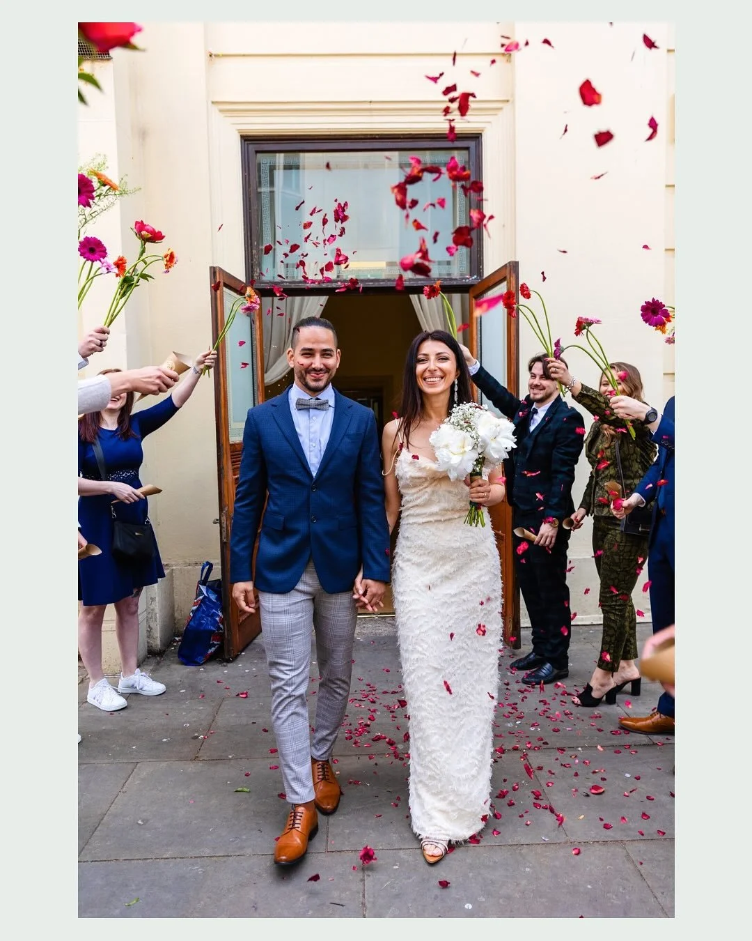 DAY 7 - CONFETTI 🎉 

One of my favourite moments is when a couple is newly married and family n friends get to celebrate them with a fountain of CONFETTI✨

Whether it&rsquo;s confetti, petals or BUBBLES it&rsquo;s always so much fun to capture! 🫧 
