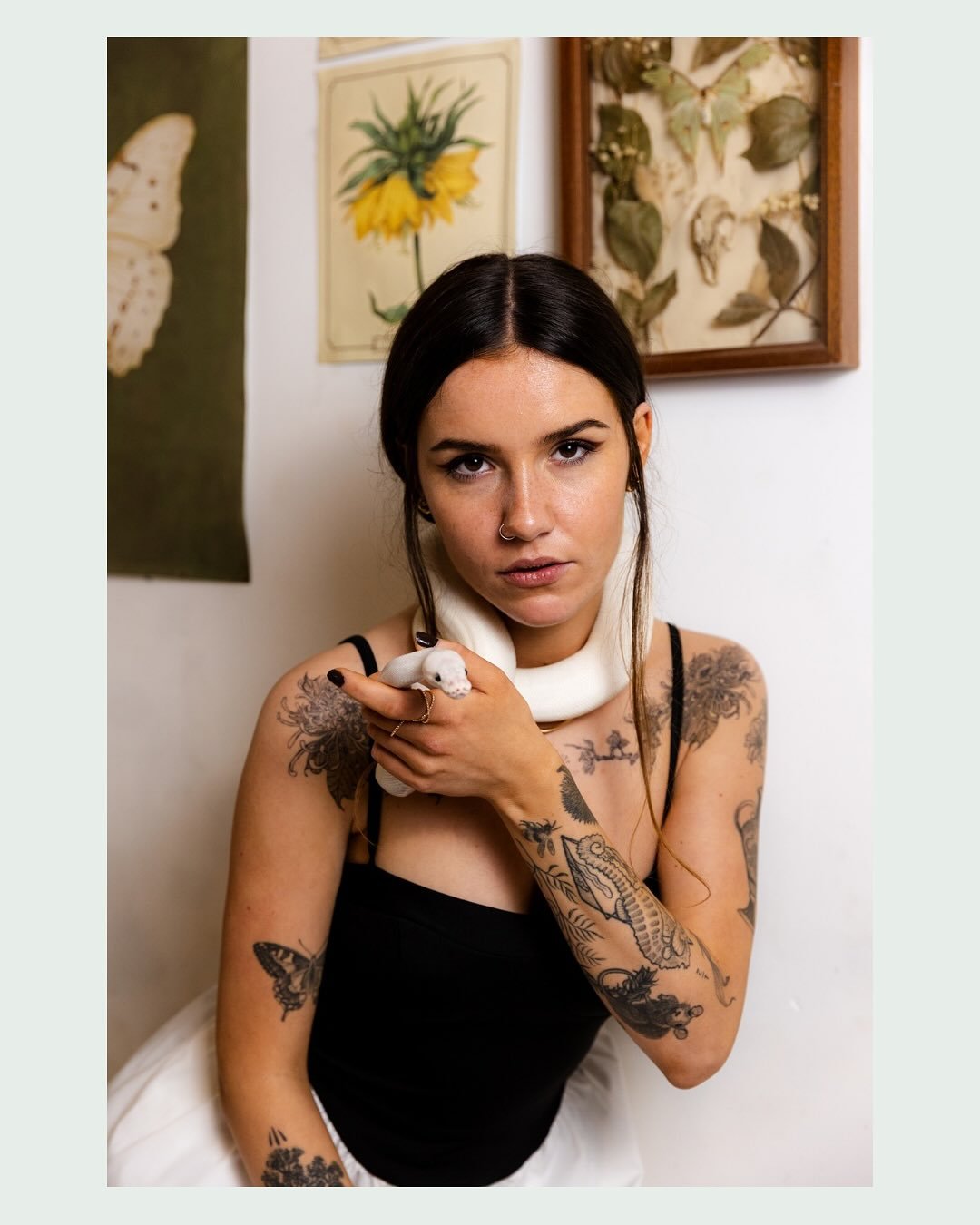 Something slightly different, capturing @wisteriafawn_ gorgeouuus snake Wisteria &amp; the wonderful @savannahatlanta 💜 🐍