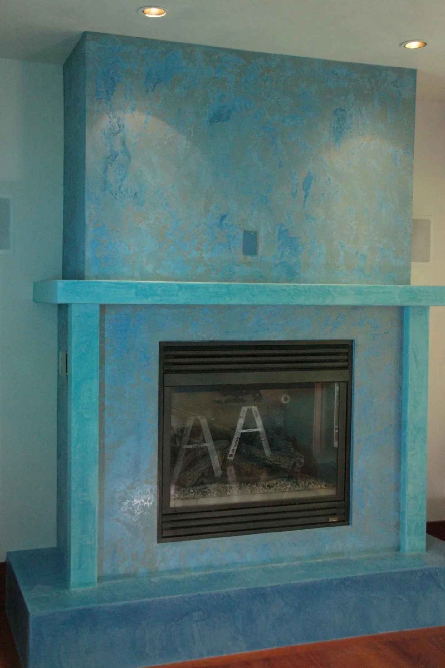 Blue+Fireplace.jpg