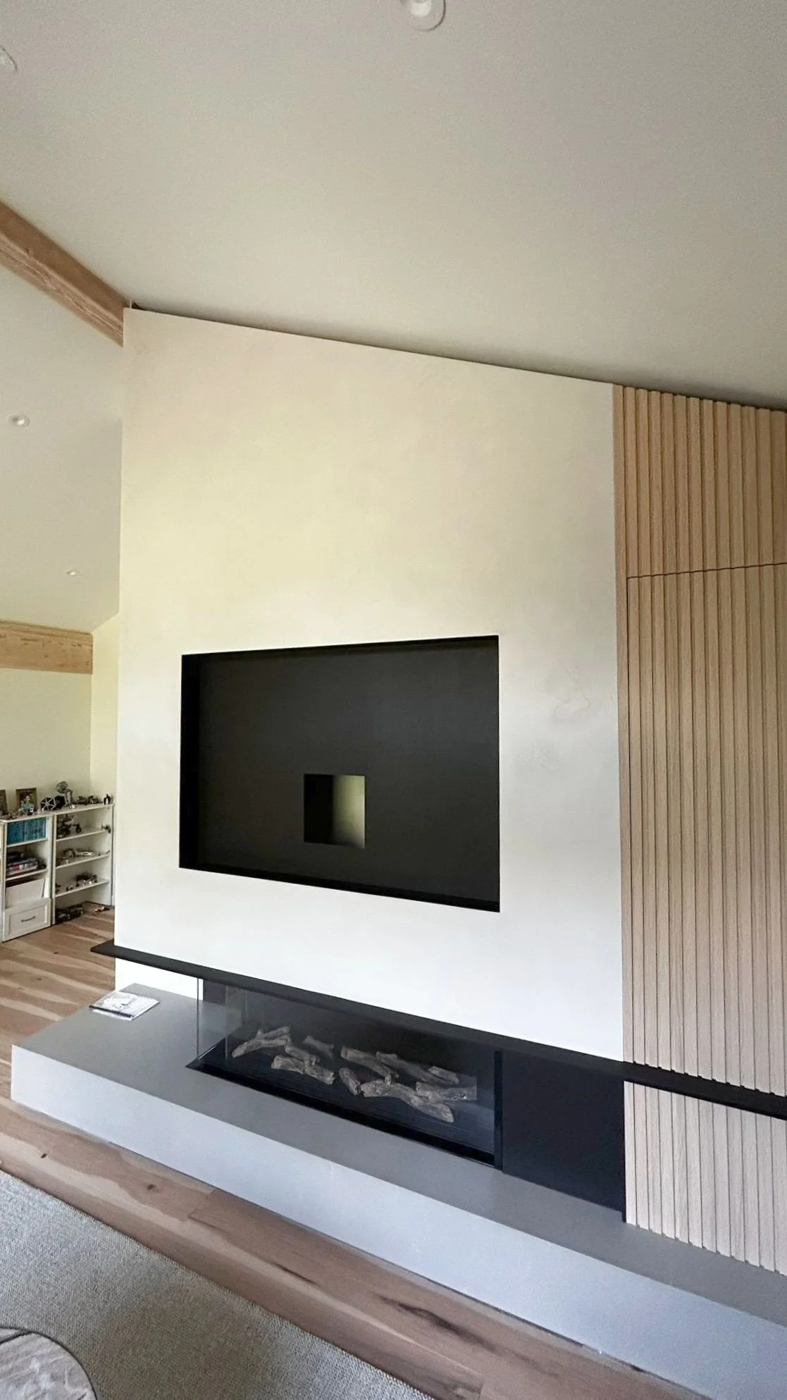 Venetian Marmorino Plaster | Fireplace | Whistler 