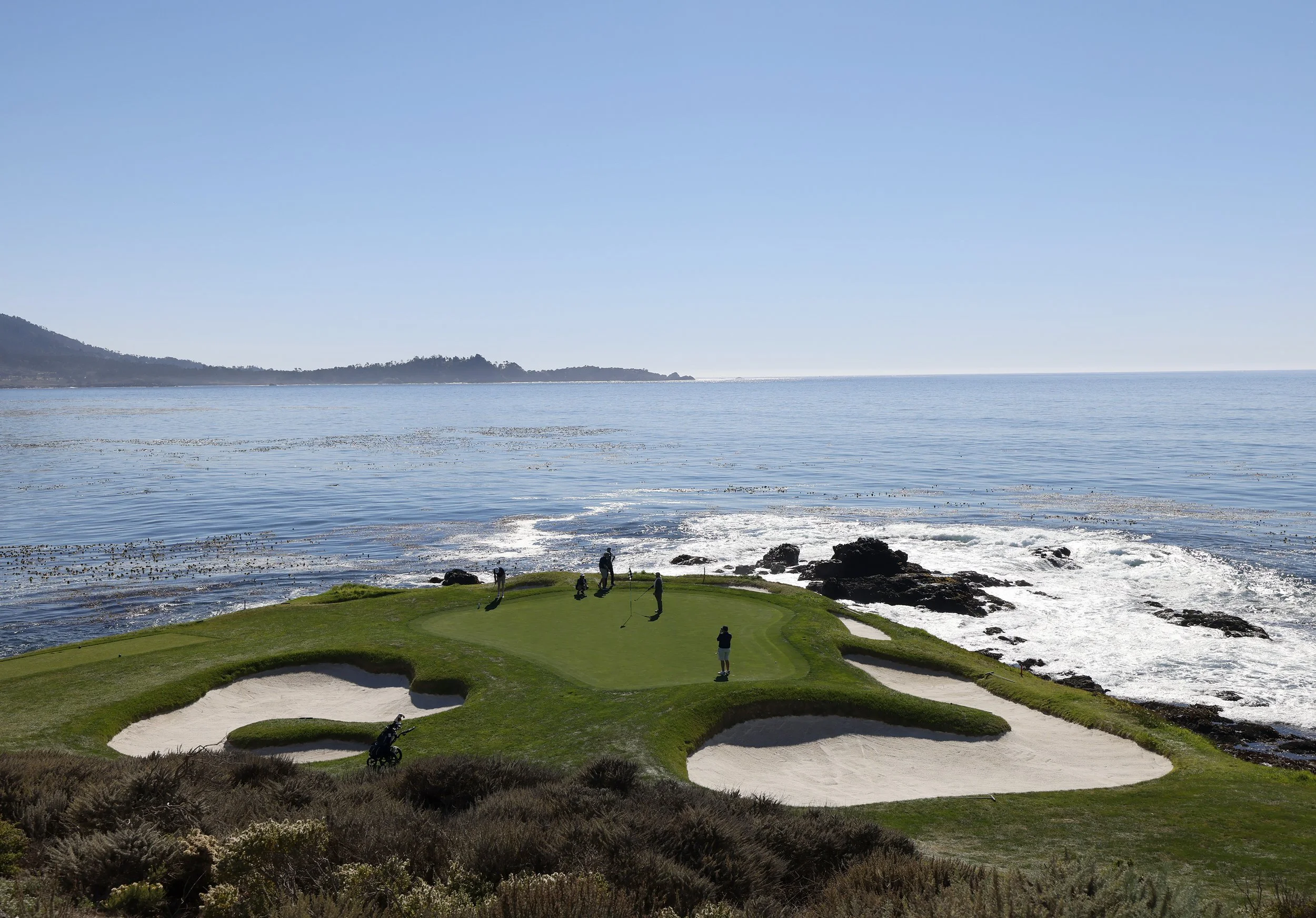 A sunny day overlooking hole 7 at Pebble Beach Golf links