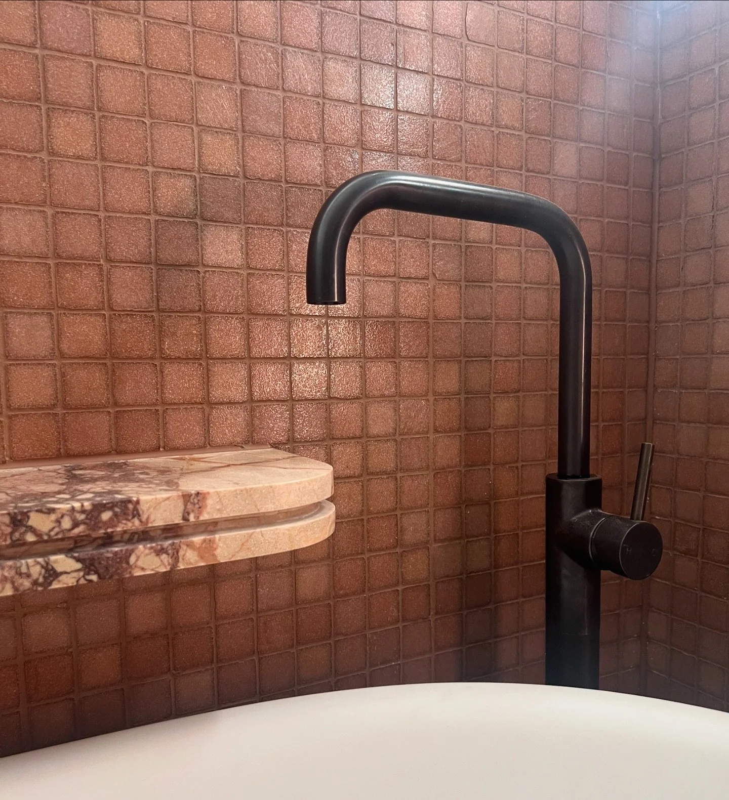 Morning light in this recently completed bathroom renovation. Blush glass mosaics with antique brass tapware and Tiberio marble are quite the combination. It&rsquo;s a bold space with loads of texture and light. I do have a serious crush on this one 