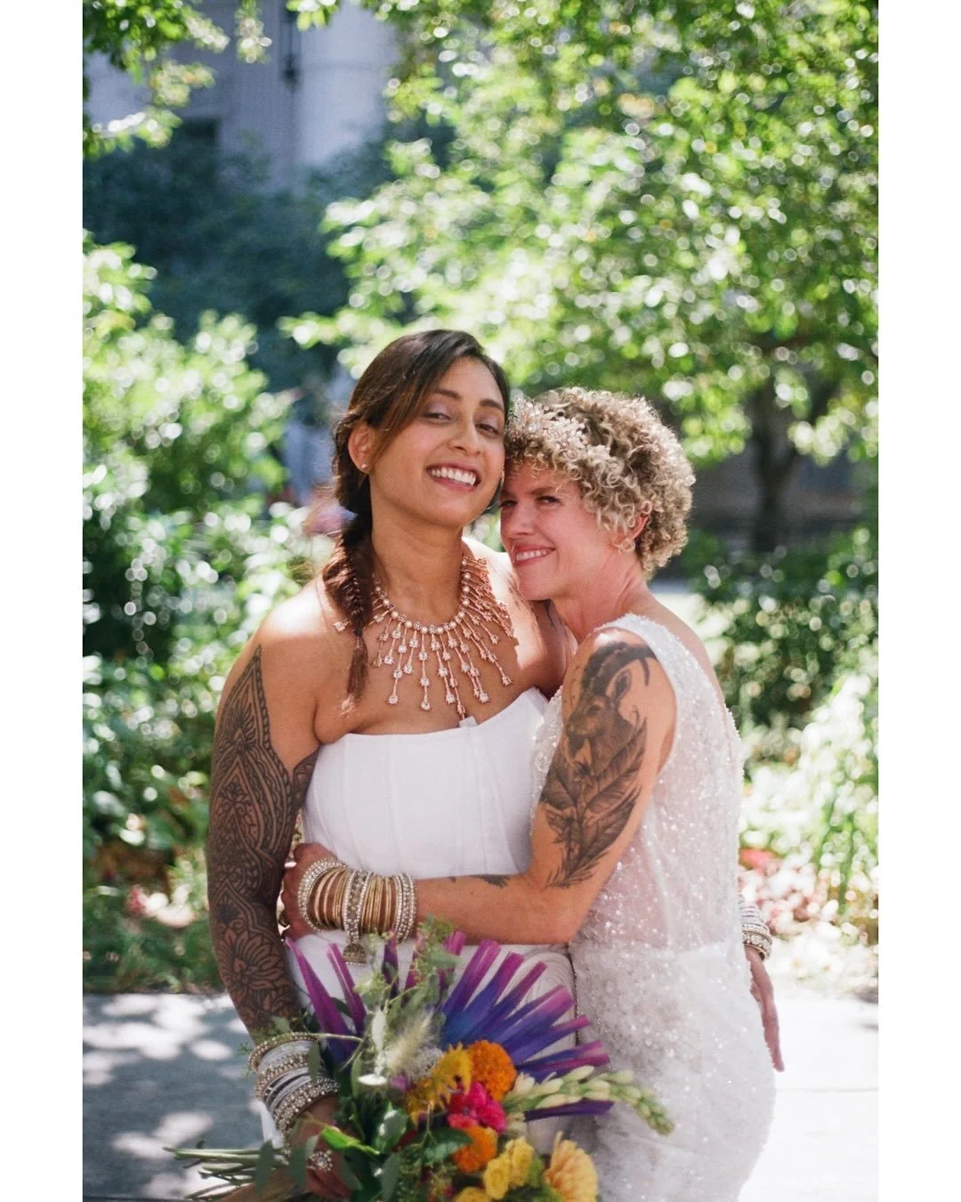 Rupa &amp; Treena on film at City Hall in August- simply delicious results🎞️❤️🥹

dev &amp; scan @photolifebrooklyn 
florals @brooklynbloomsnyc