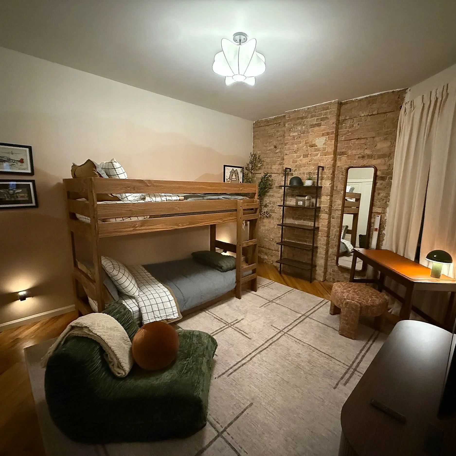 South Loop Kids Room