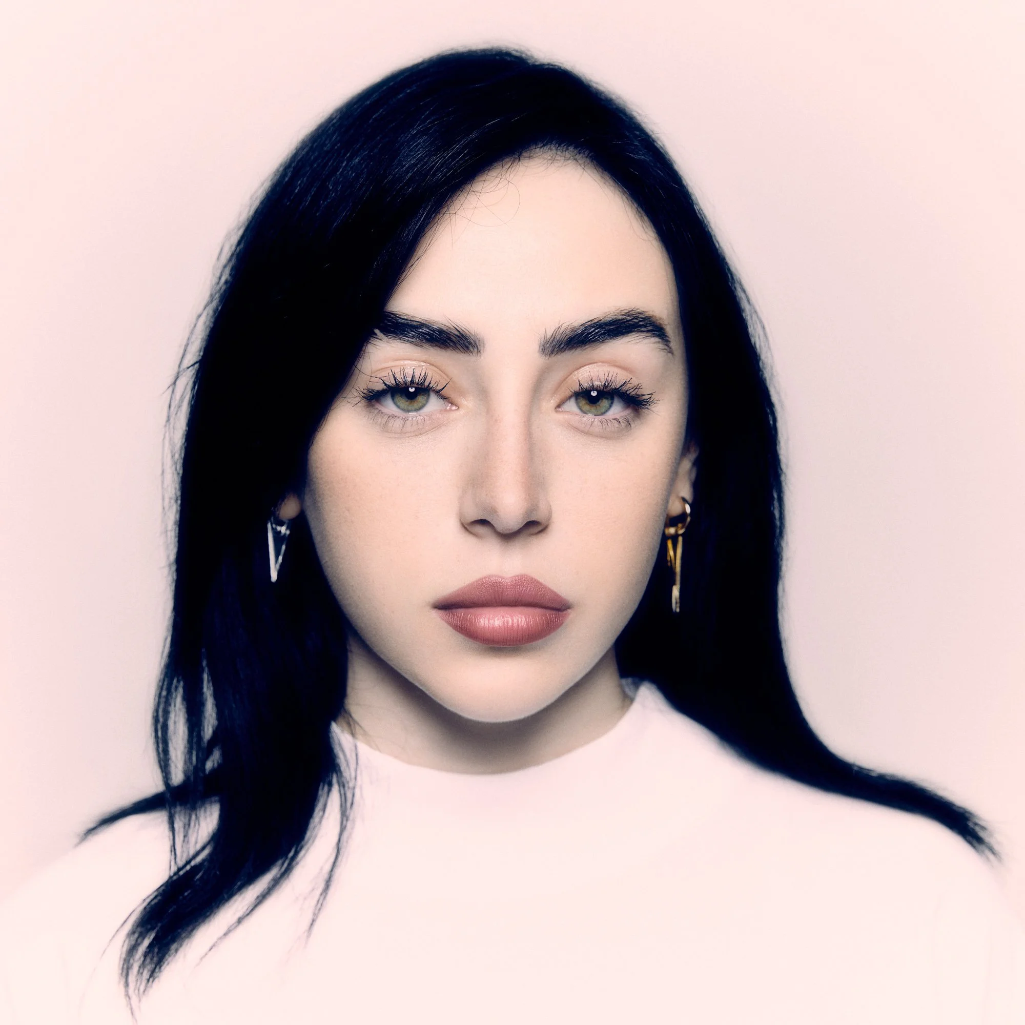 Nicky Nicole - Alma press