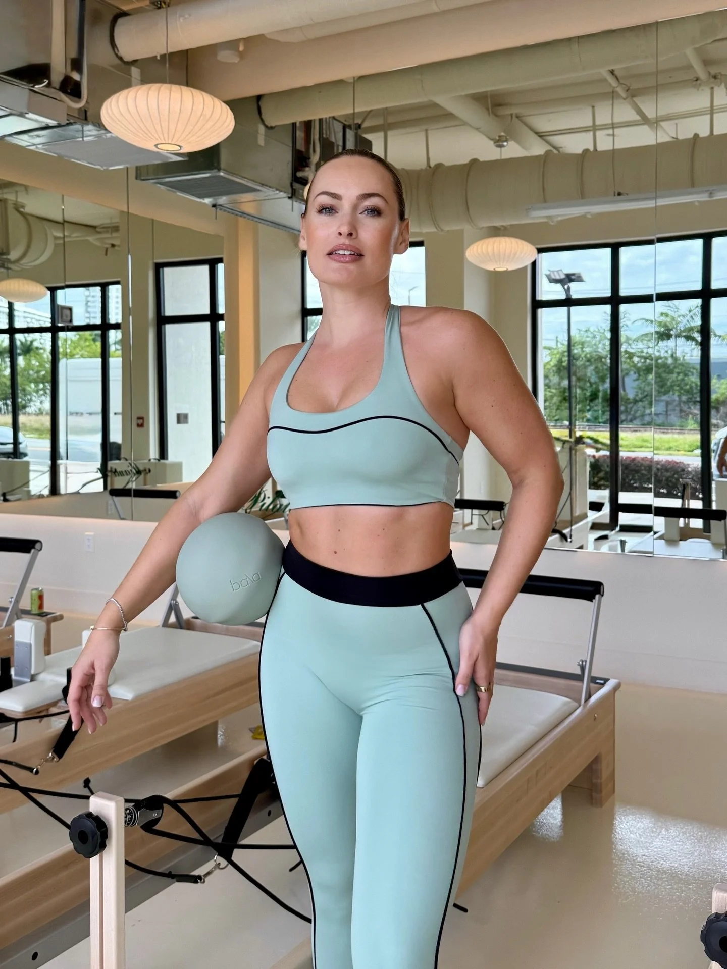 Ready, Player 1 🎮✨
Pilates gear on, core engaged.

✨ Open for 2 more private Yoga &amp; Mat Pilates clients 
&rarr; DM me &ldquo;PRIVATE&rdquo;

💖 Galentine&rsquo;s Event &mdash; only 4 spots left
&rarr; Link in bio

Flow with me:
&bull; Thursdays 