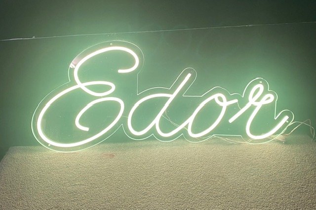 chicky edor.jpg