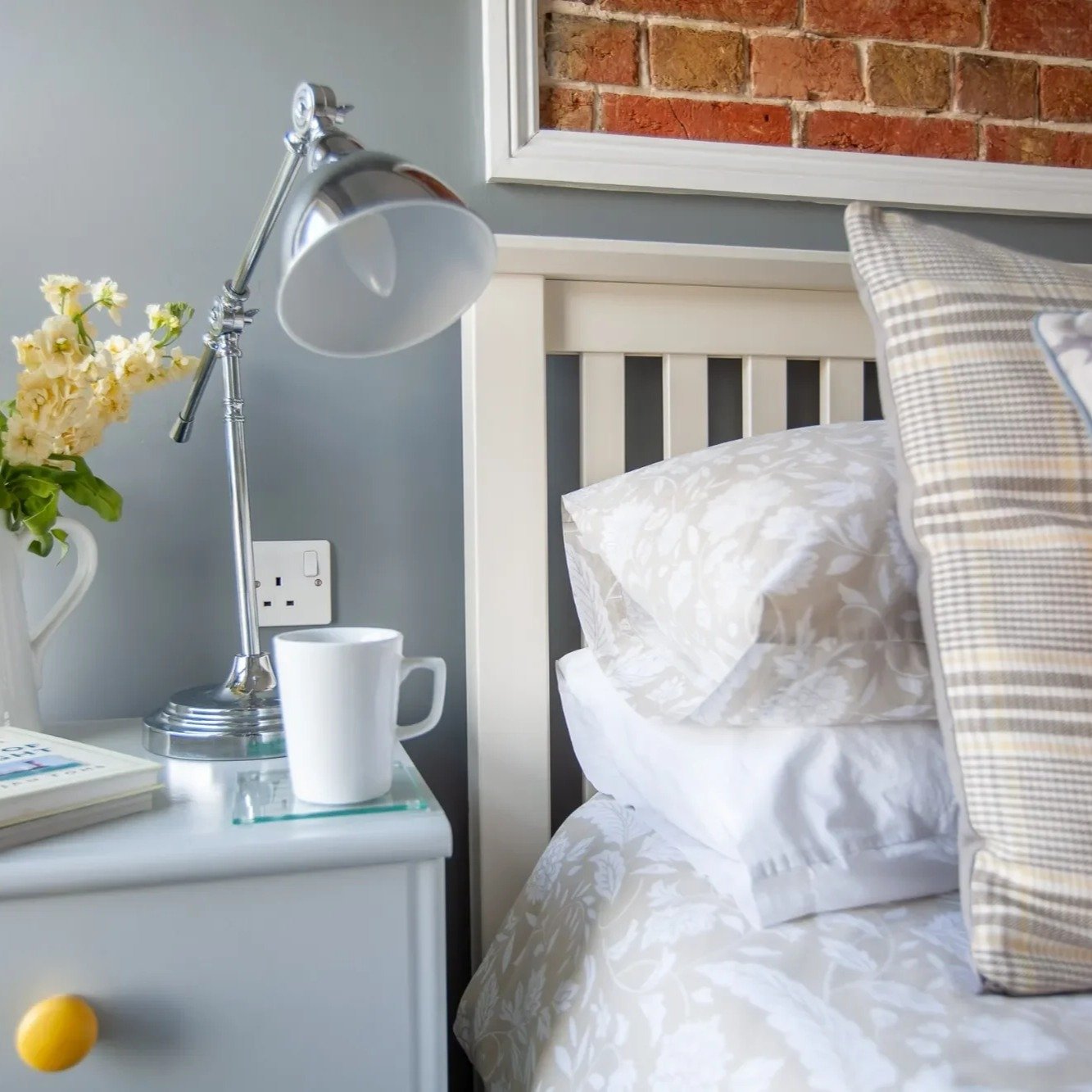 Still thinking about Christmas?

Our digital gift vouchers are a simple way to give someone time away, good sleep and a proper breakfast &mdash; without the rush to wrap anything.

Delivered instantly by email and ready when you are.

Link in bio.
ww